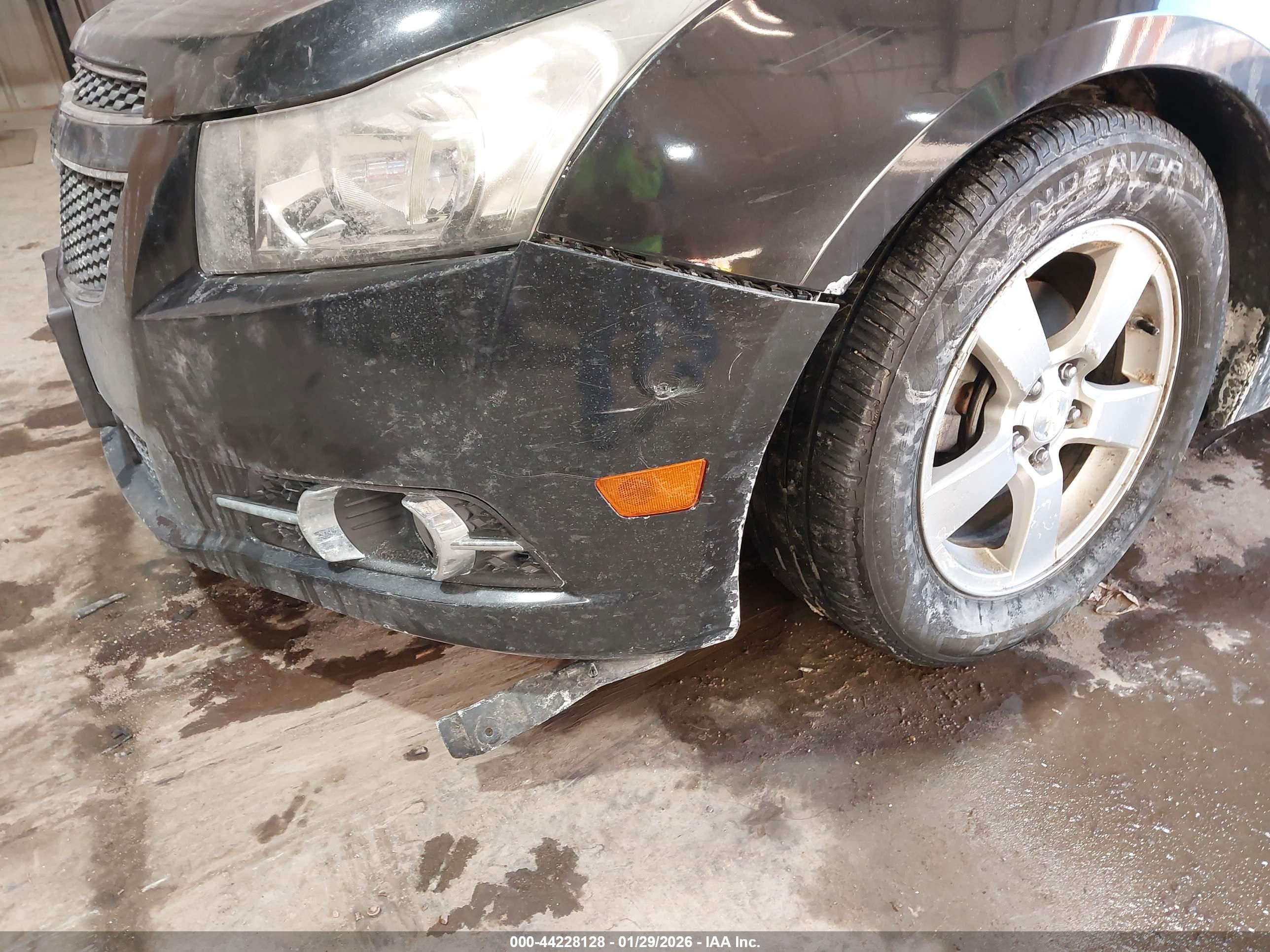 CHEVROLET CRUZE image 6