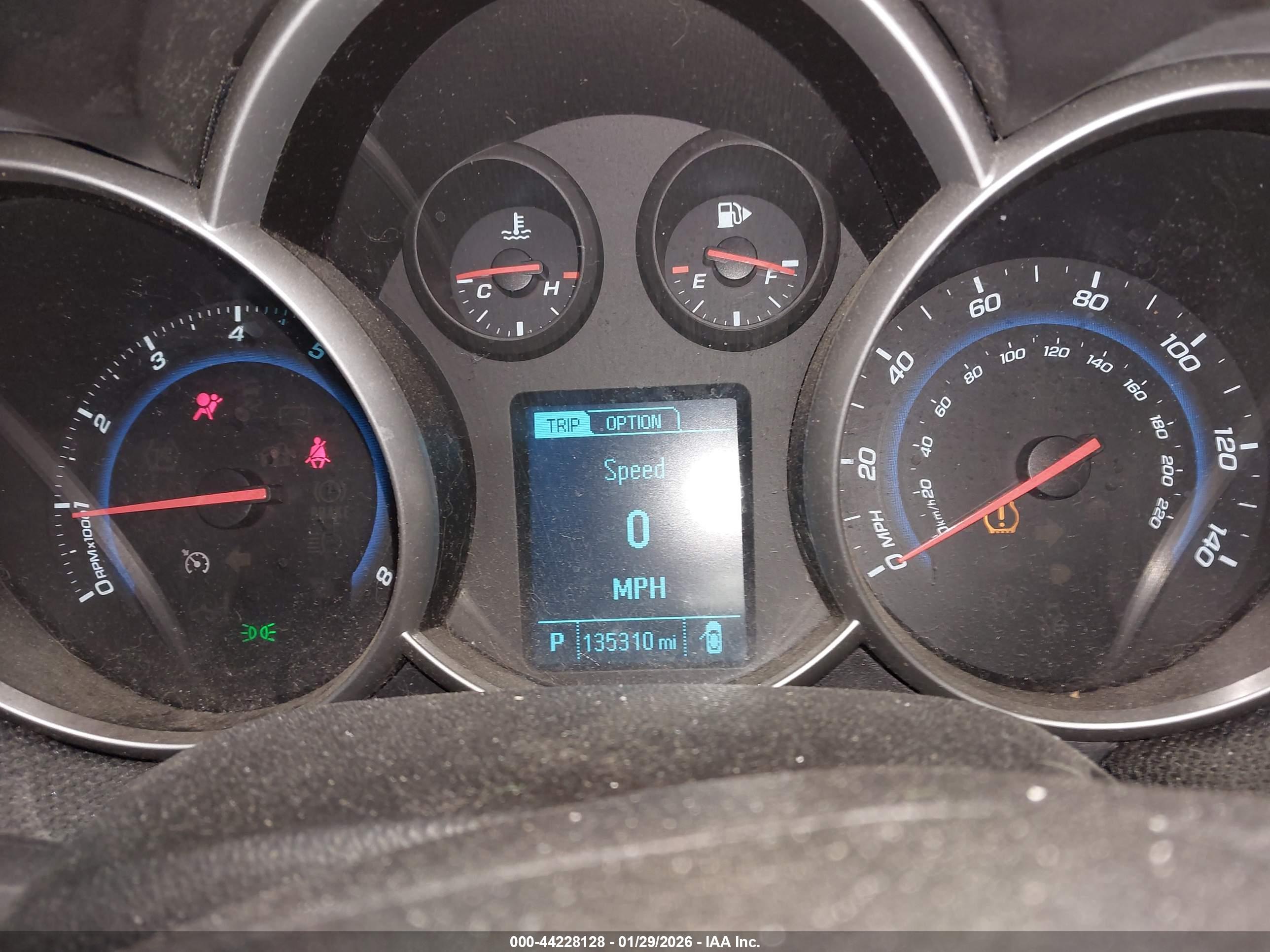 CHEVROLET CRUZE image 7