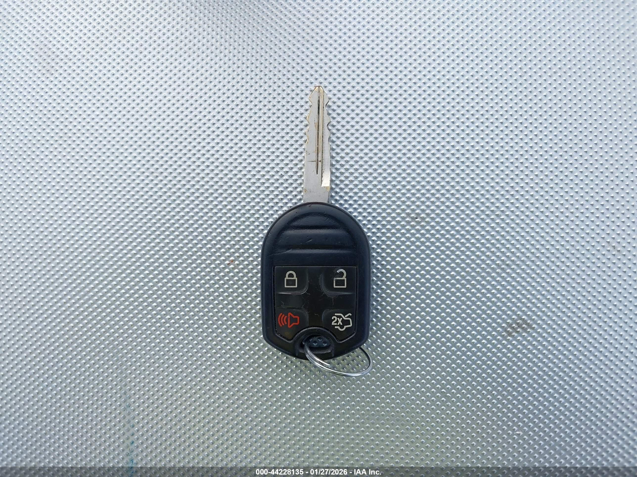 FORD EXPEDITION image 11