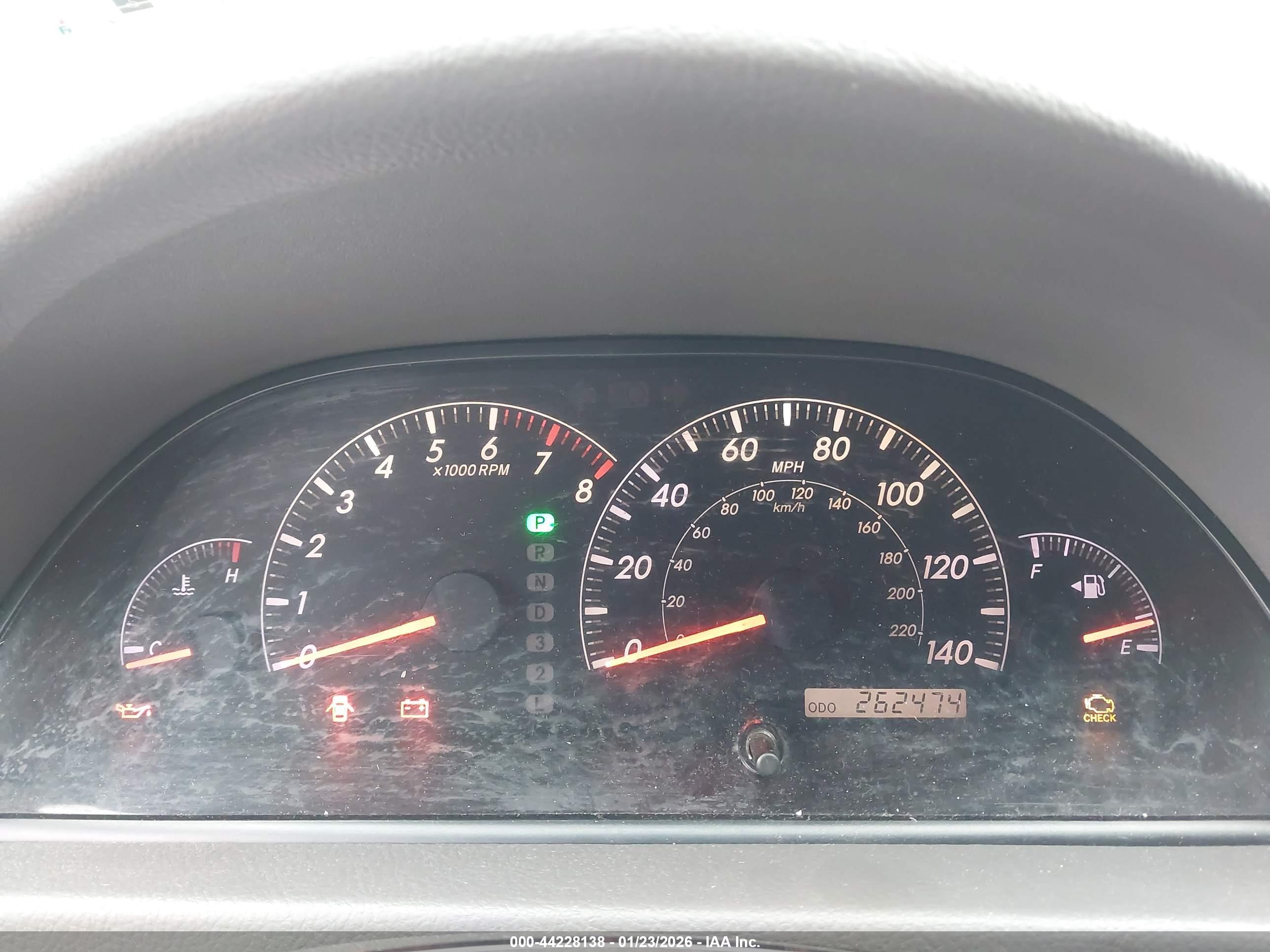 TOYOTA CAMRY image 7