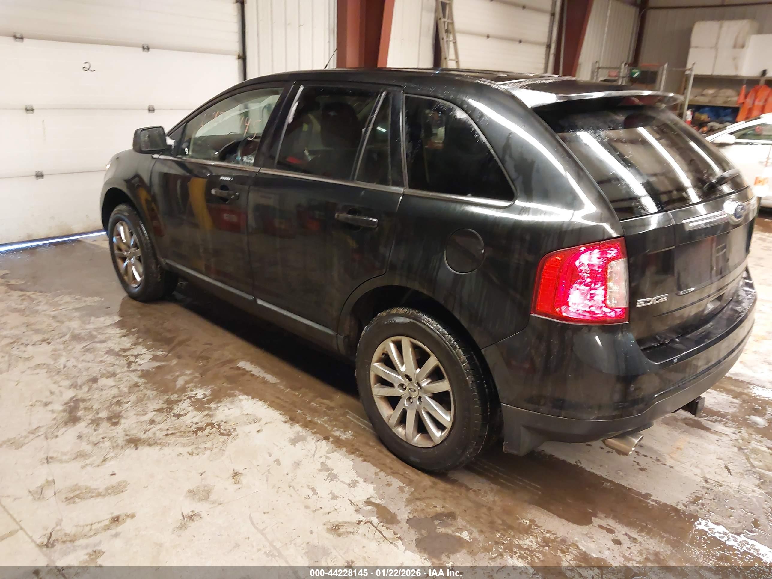 FORD EDGE image 3