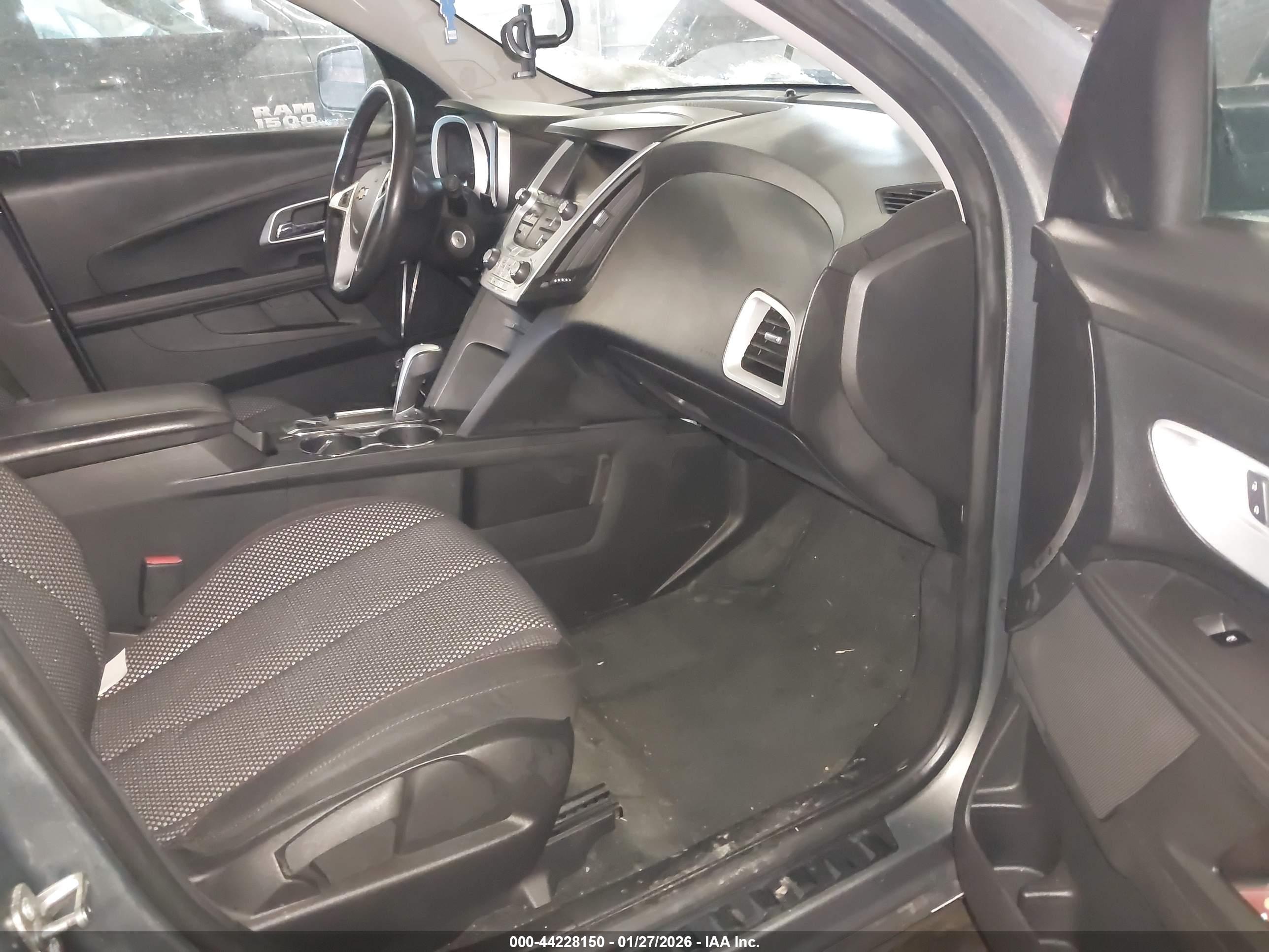 CHEVROLET EQUINOX image 5