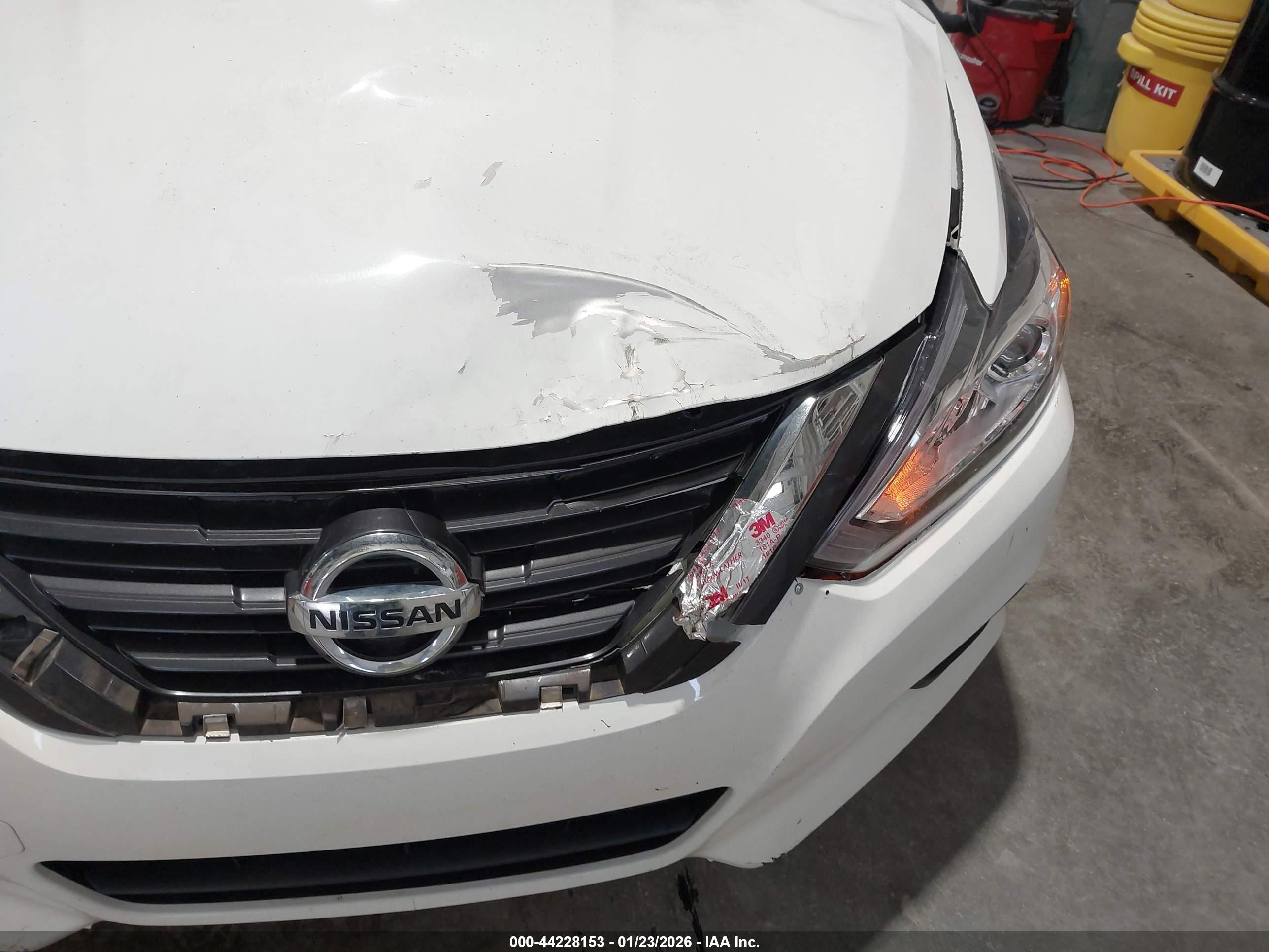 NISSAN ALTIMA image 6