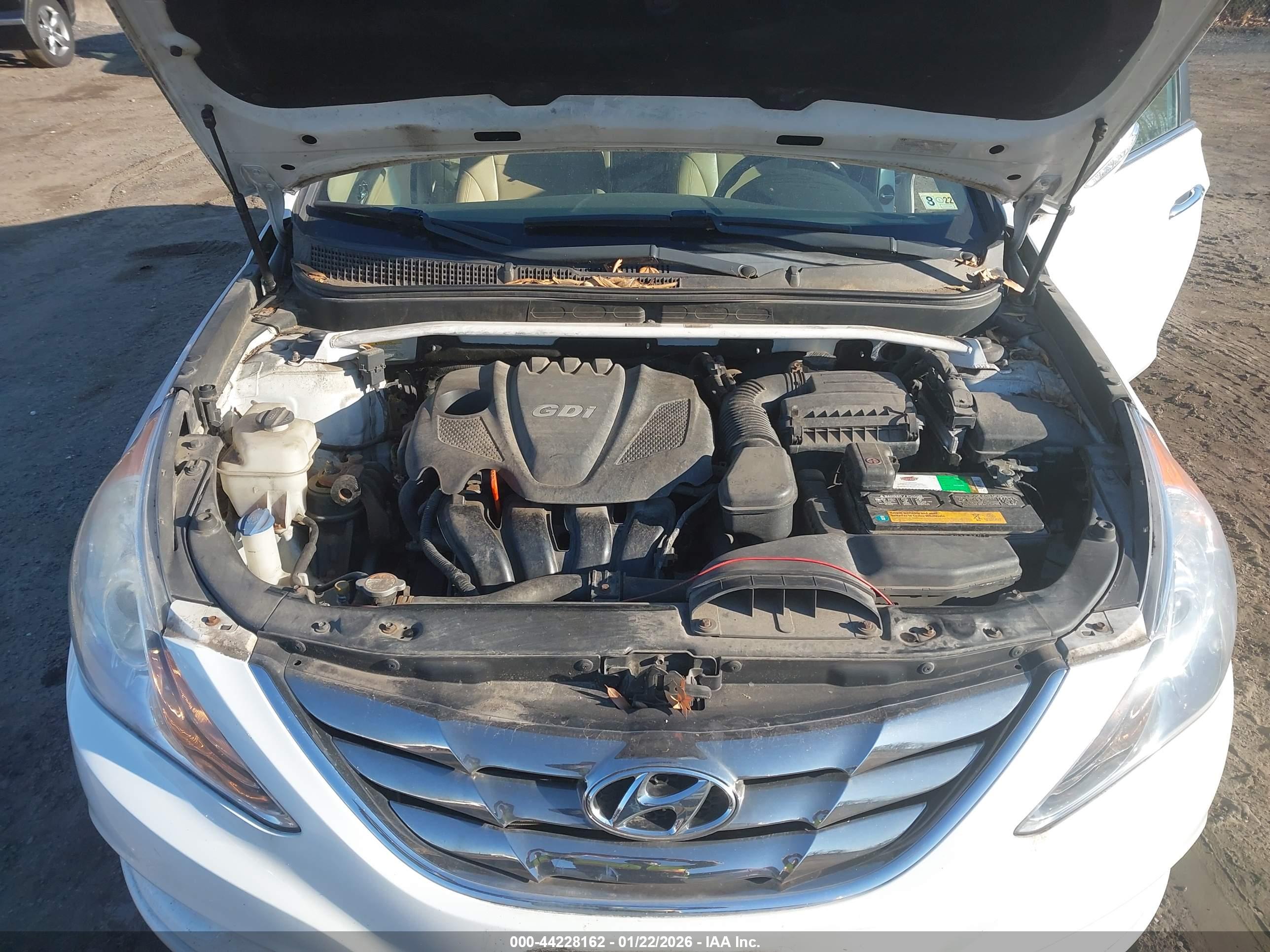 HYUNDAI SONATA image 10