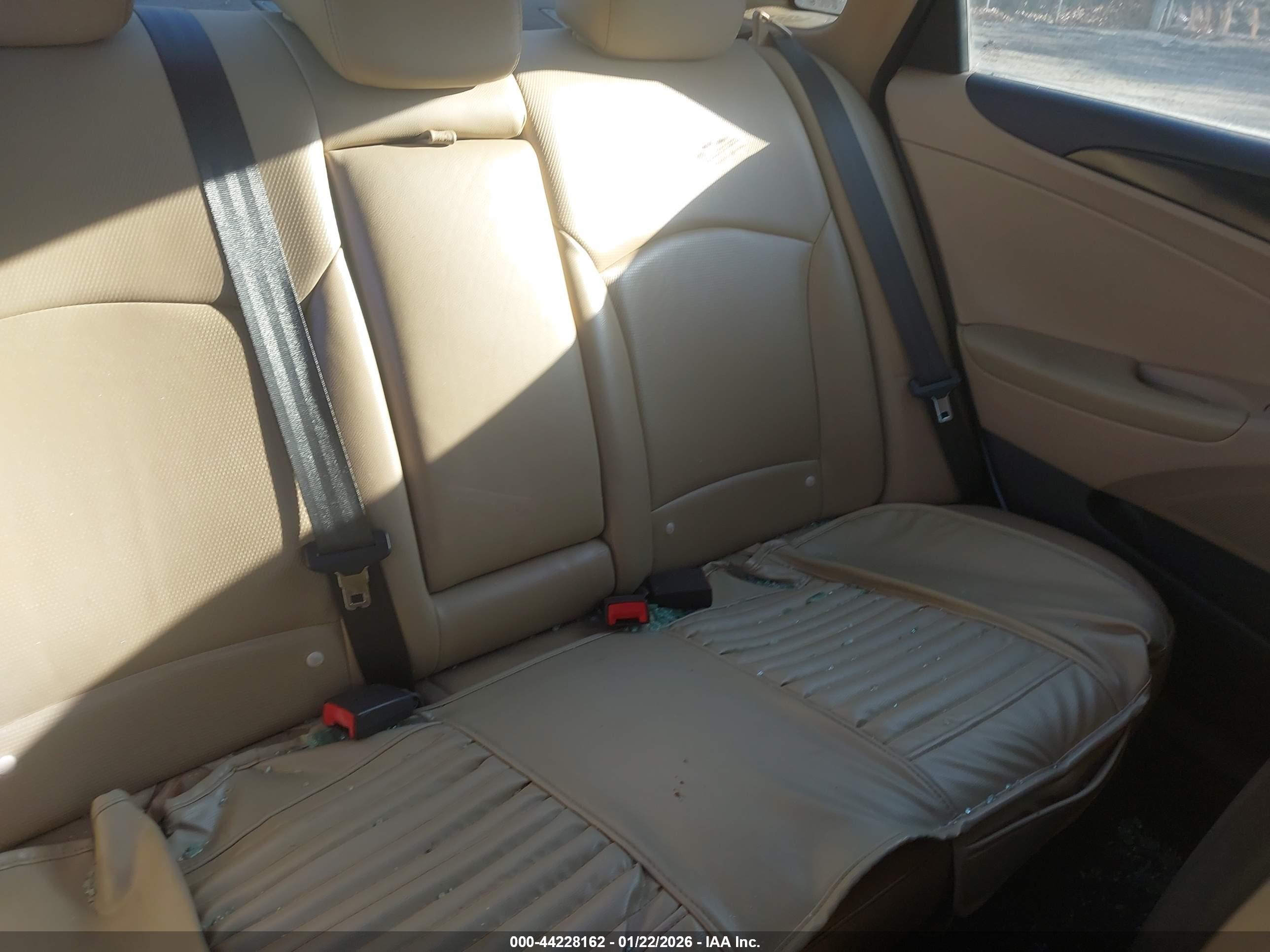HYUNDAI SONATA image 8
