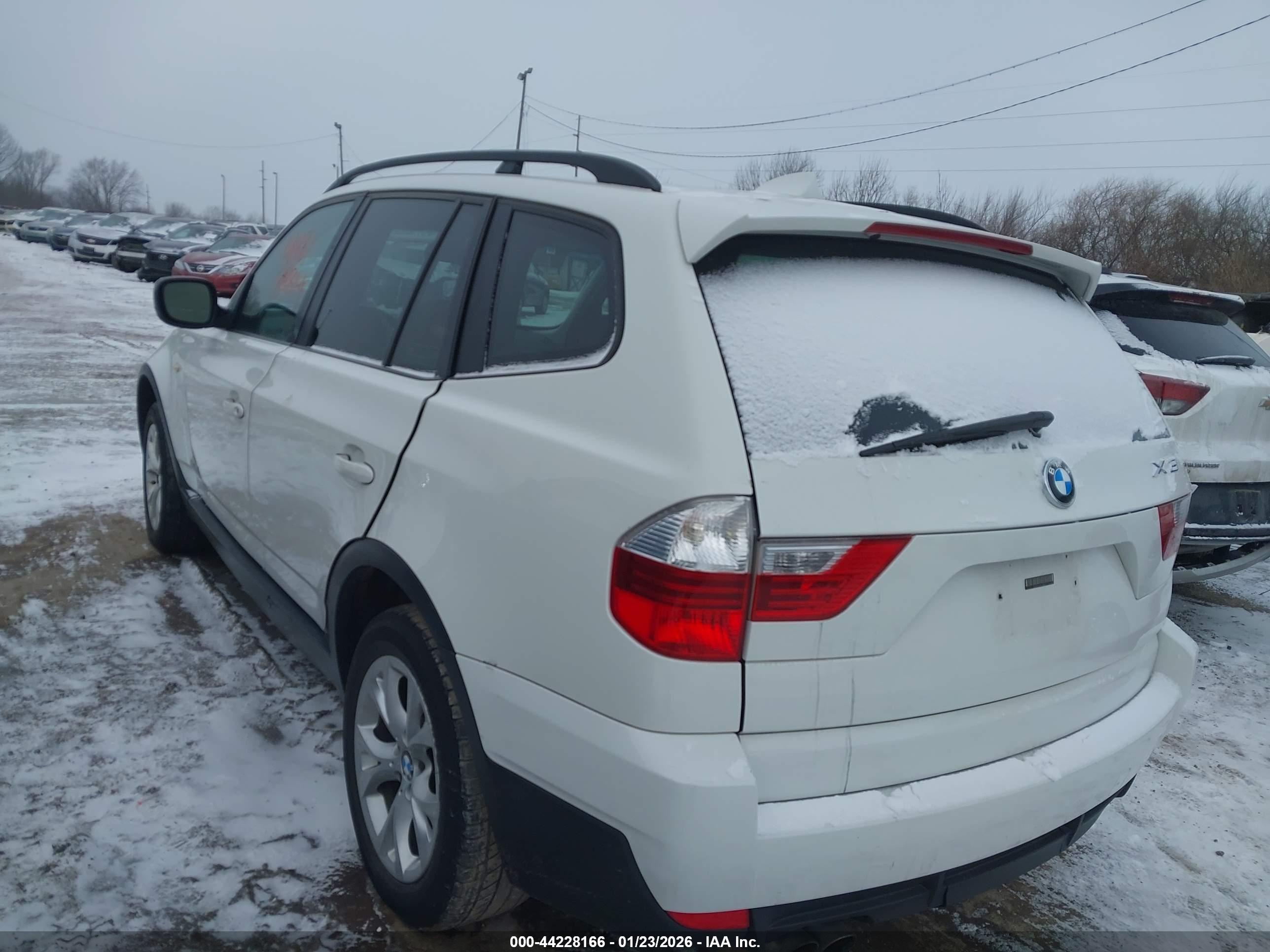 BMW X3 image 3