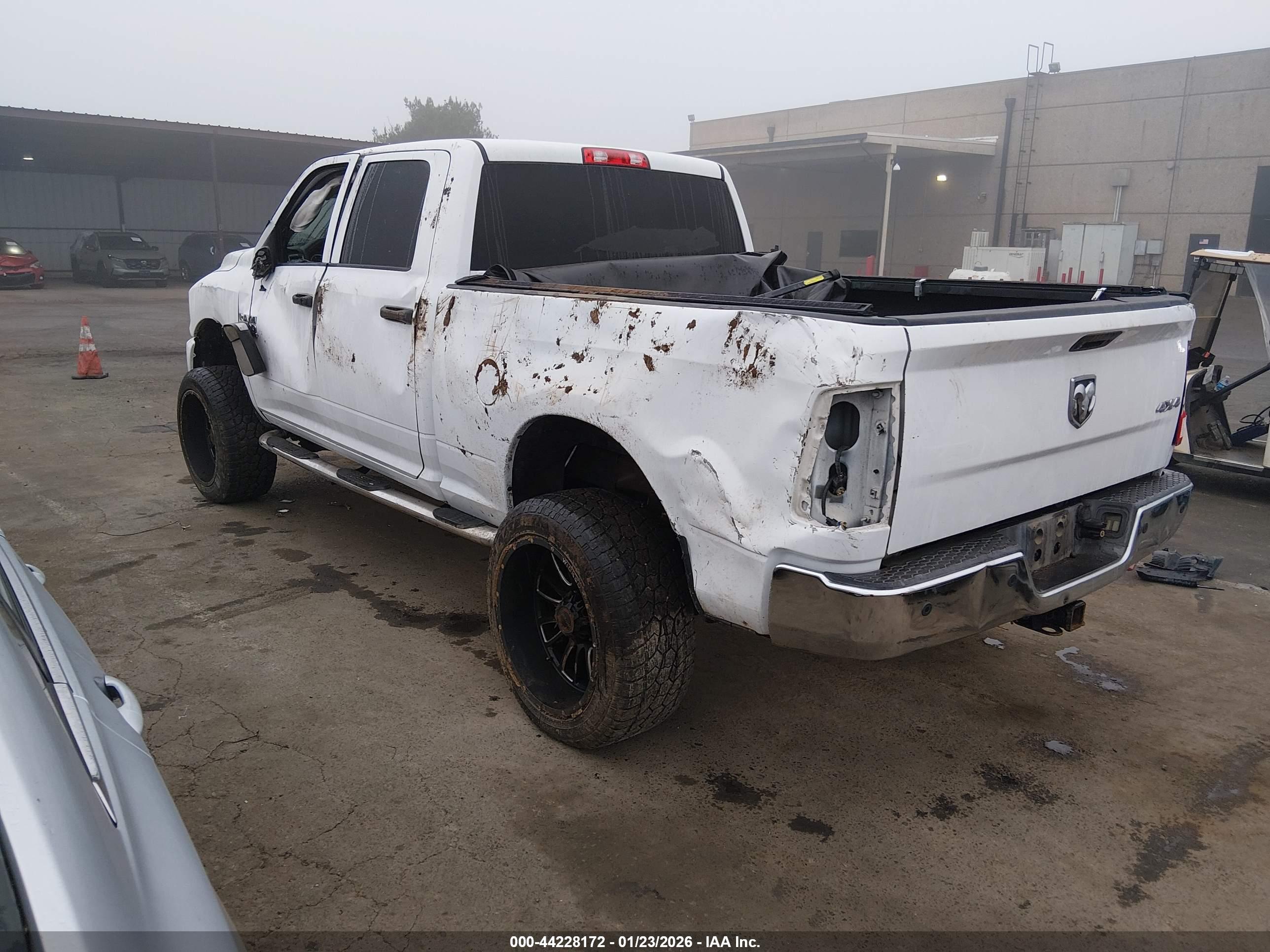 RAM 2500 image 3