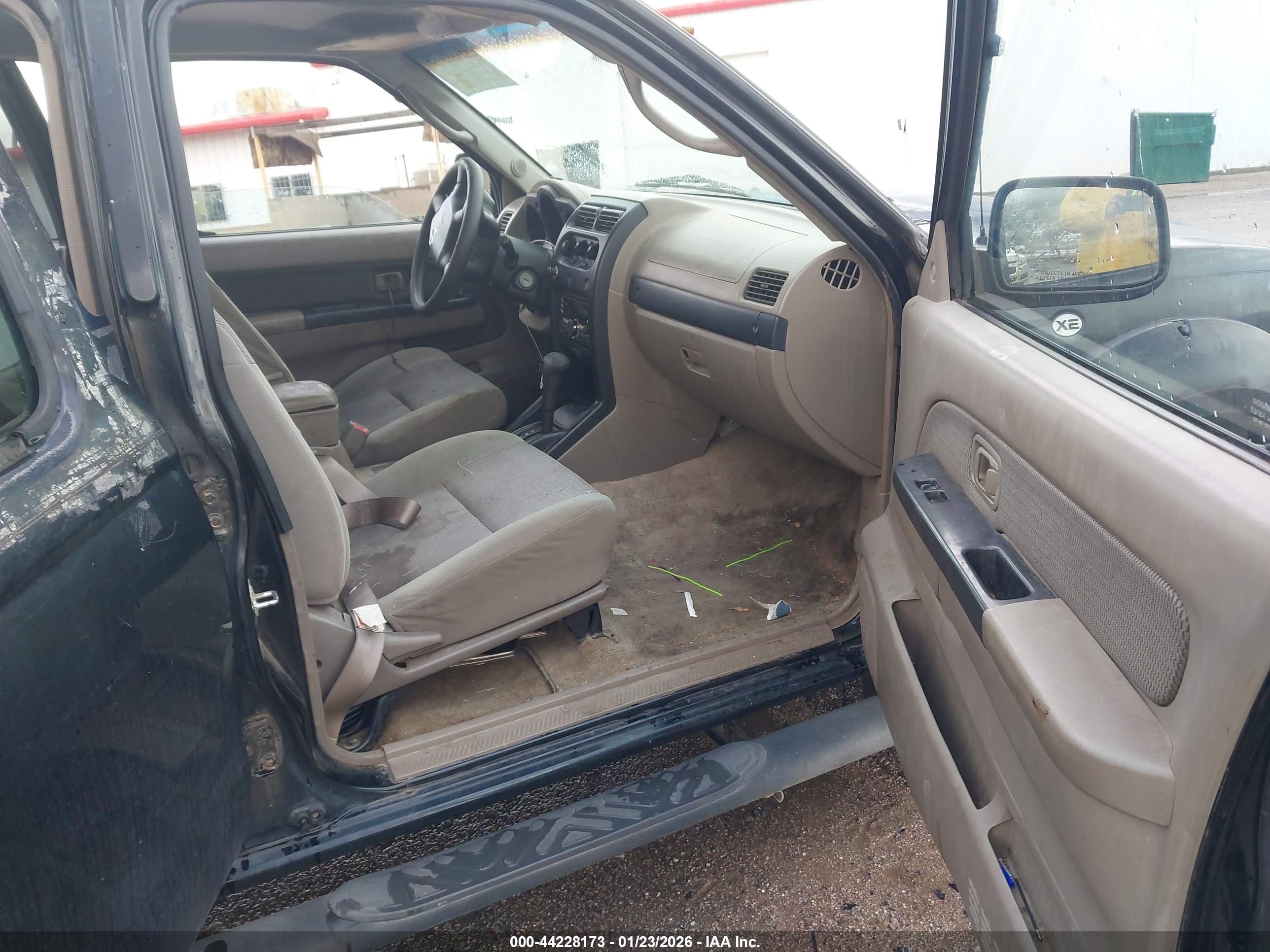 NISSAN FRONTIER image 5