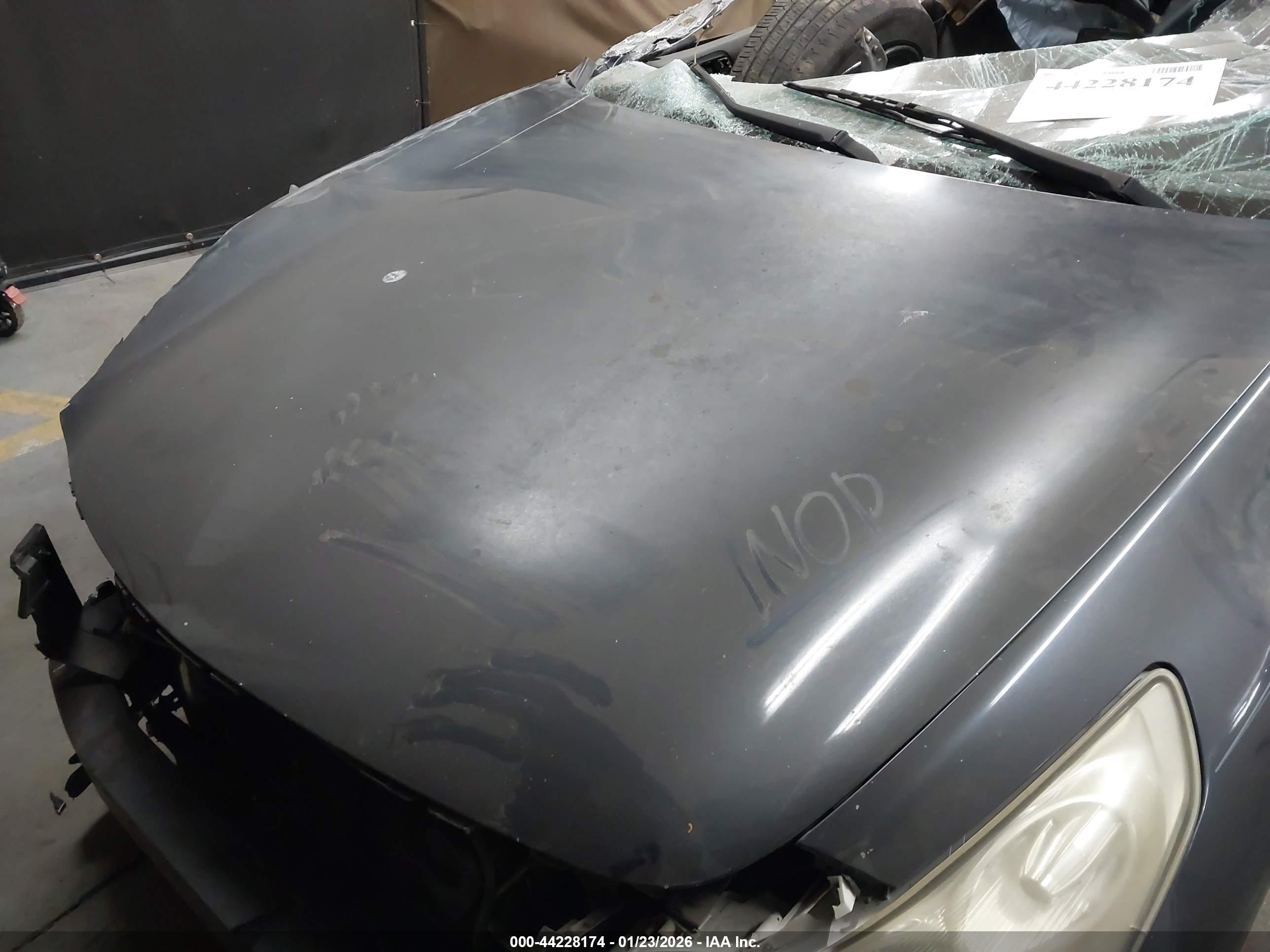 INFINITI G37 image 10