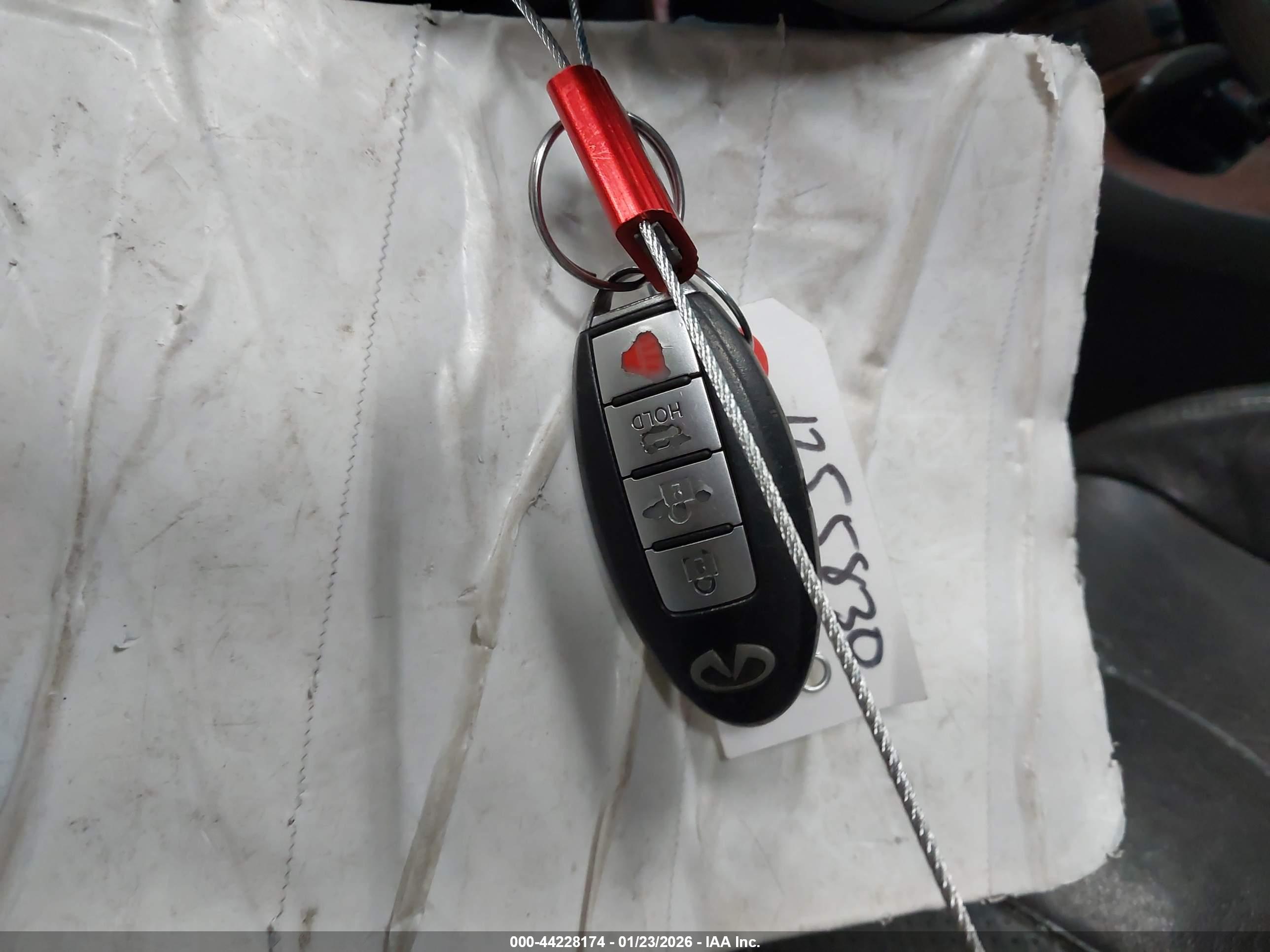 INFINITI G37 image 11