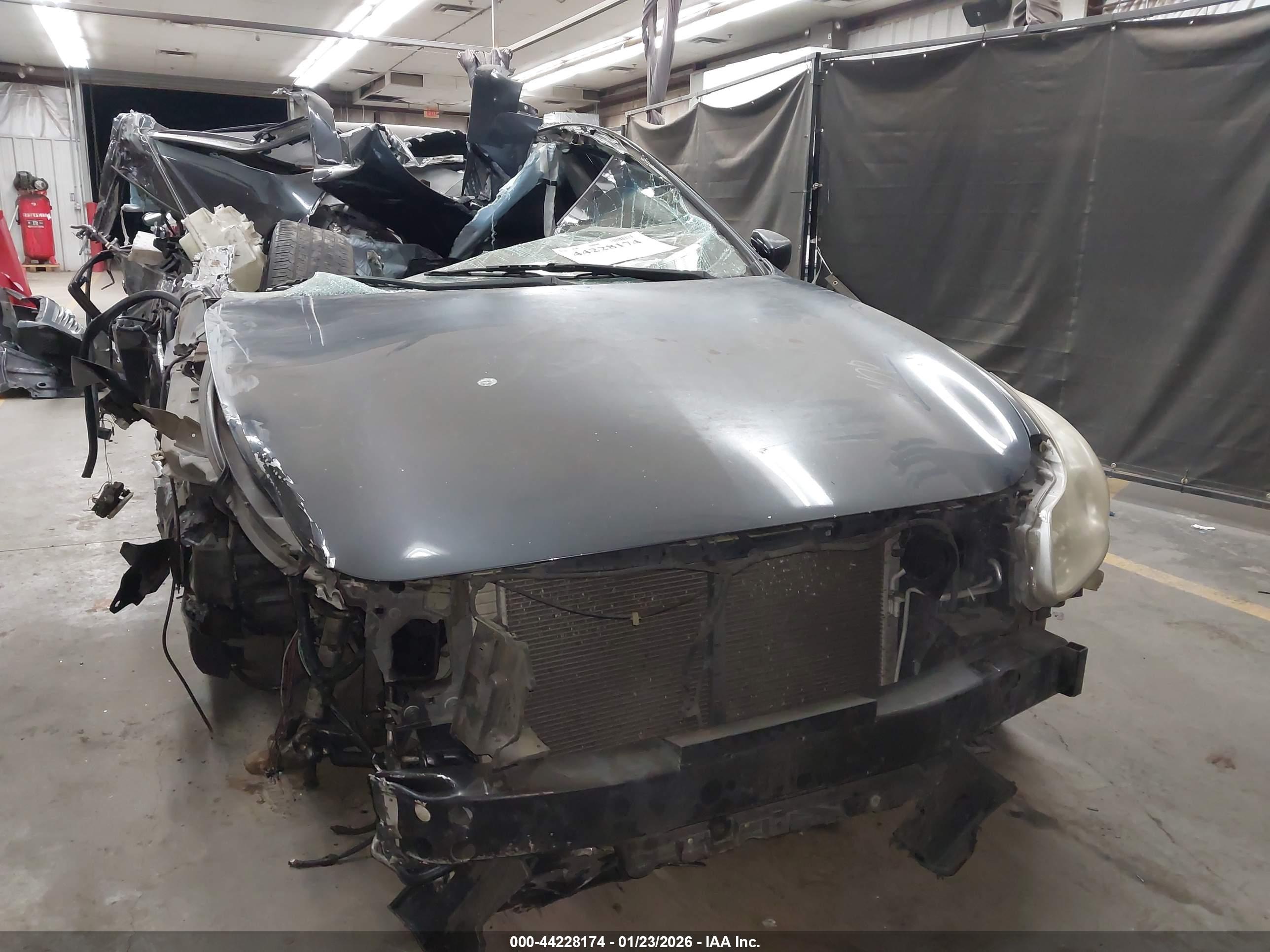 INFINITI G37 image 6