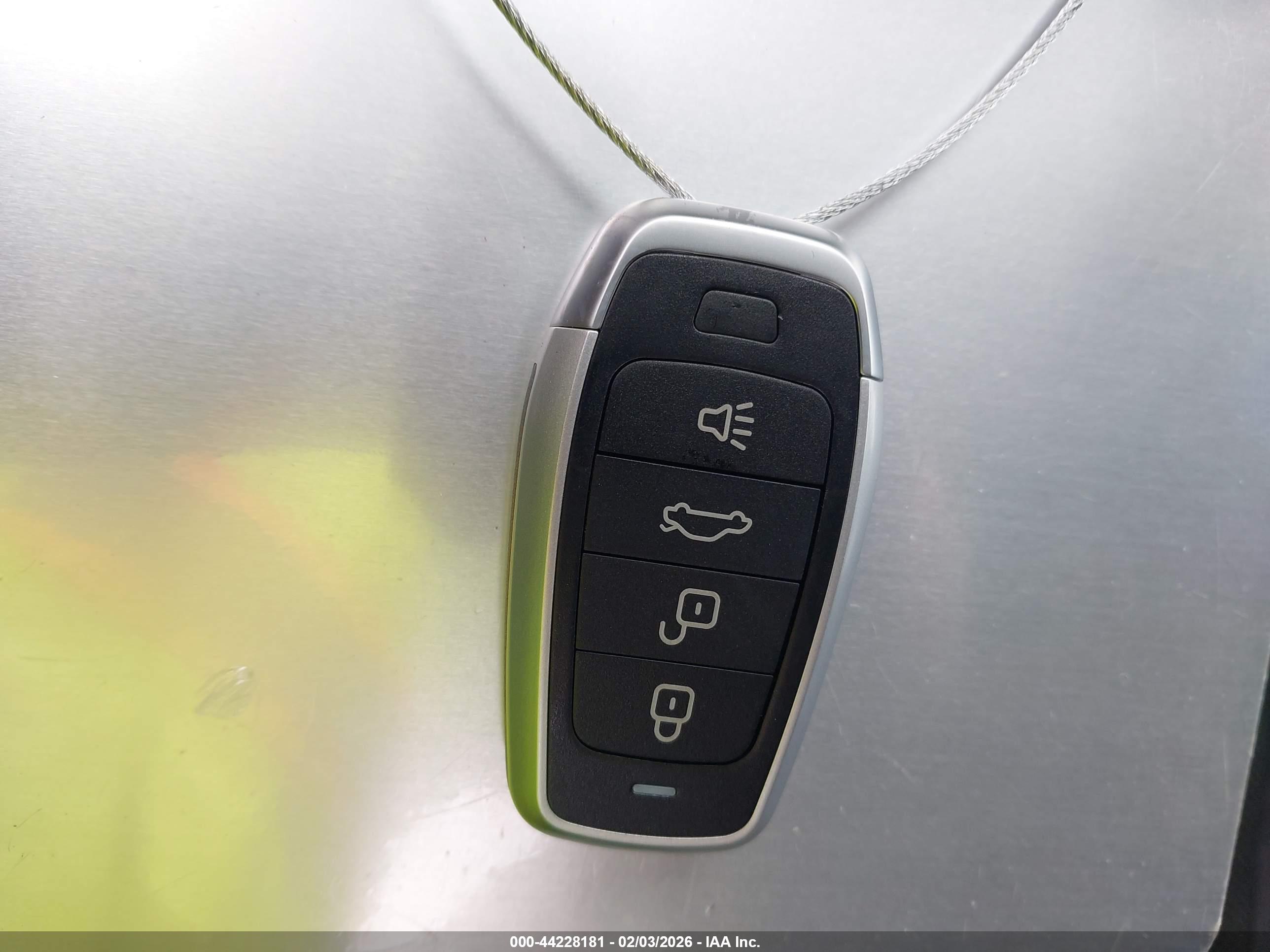 JEEP CHEROKEE image 11