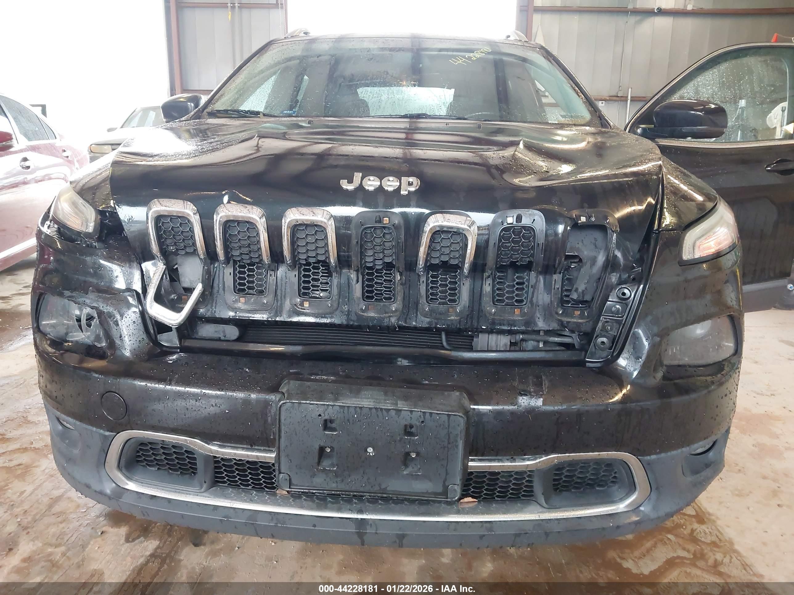 JEEP CHEROKEE image 6