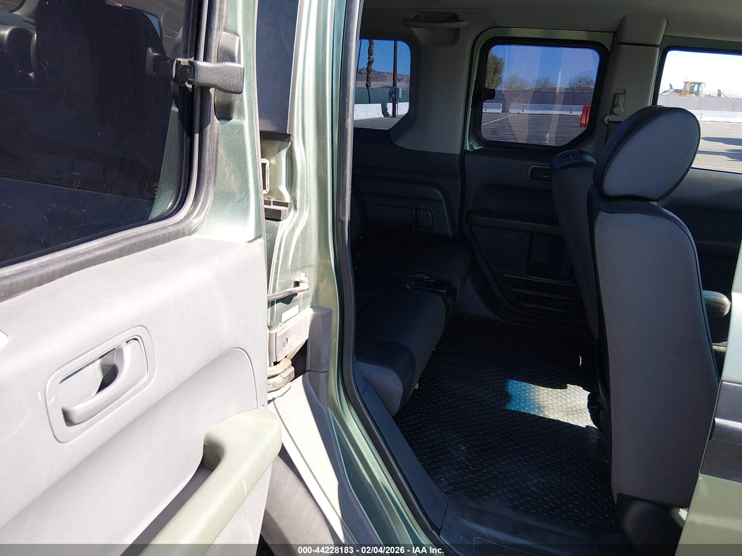 HONDA ELEMENT image 8