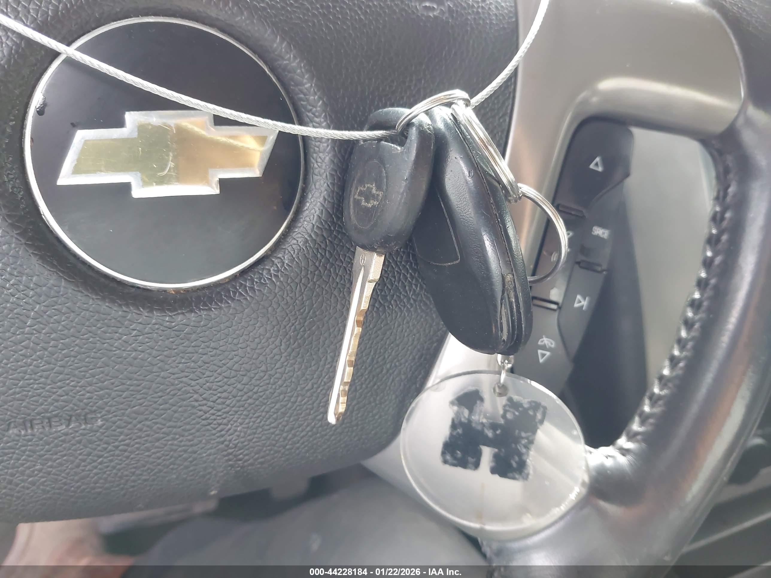 CHEVROLET TAHOE image 11