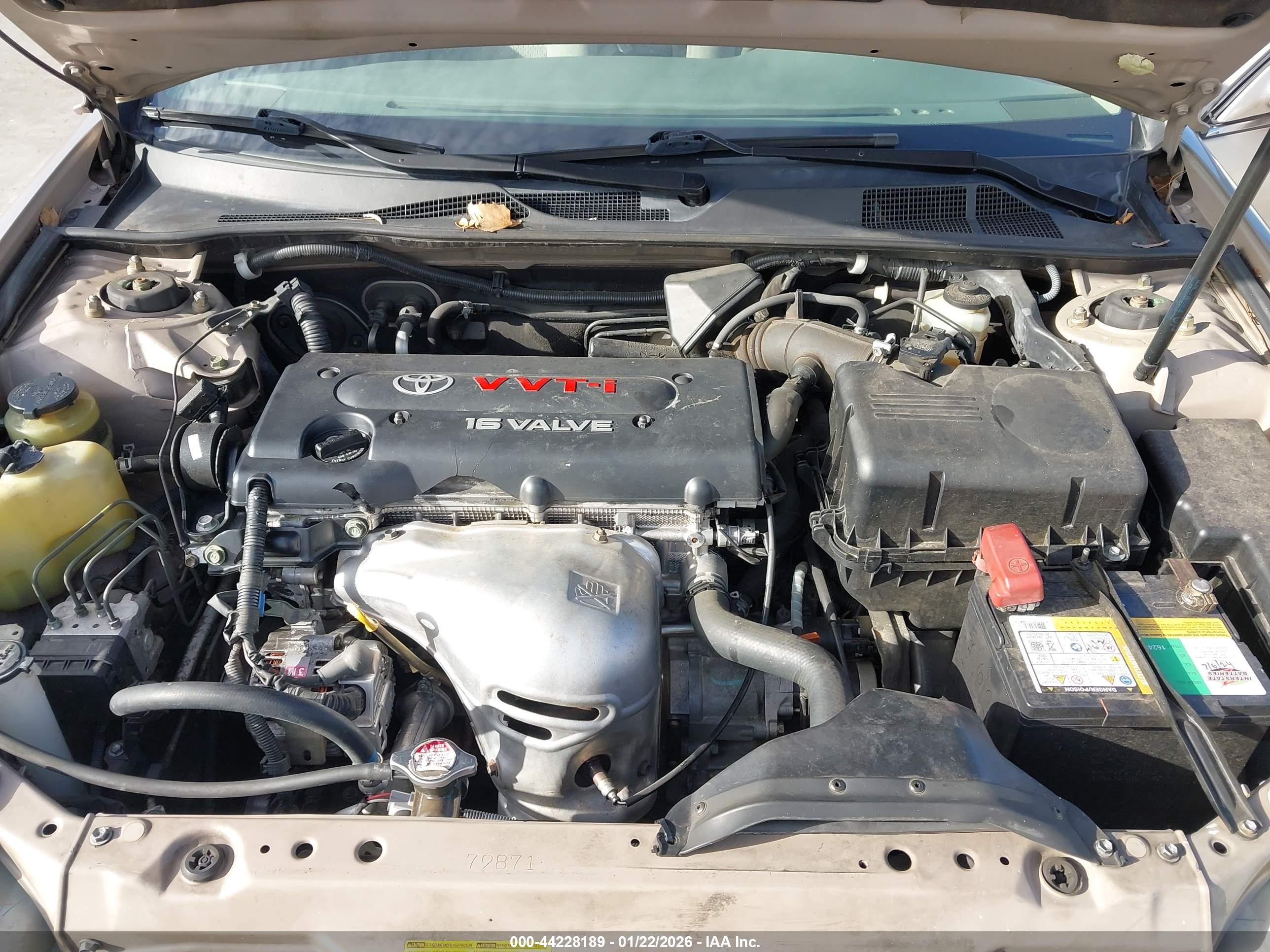 TOYOTA CAMRY image 10
