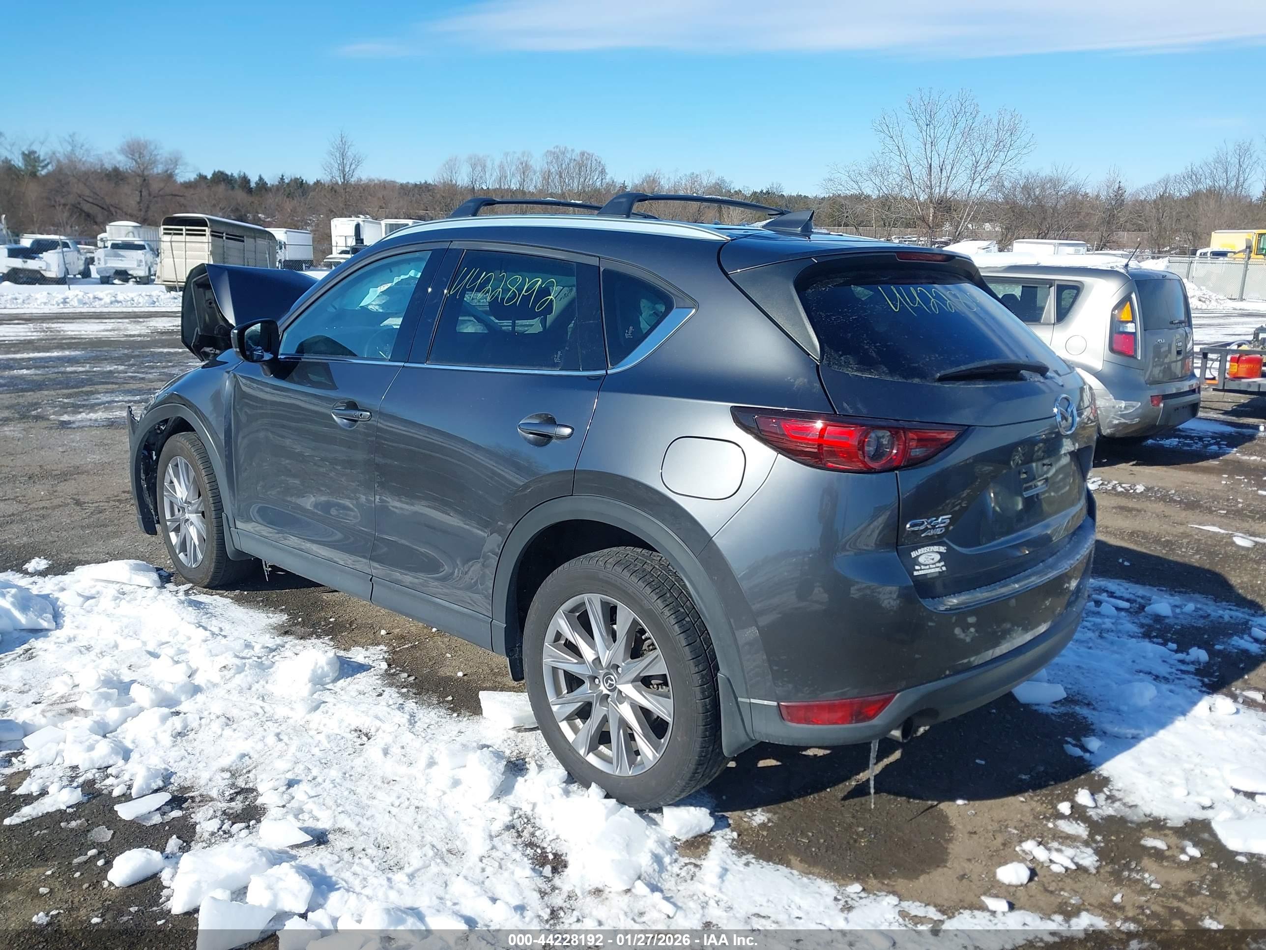 MAZDA CX-5 image 3