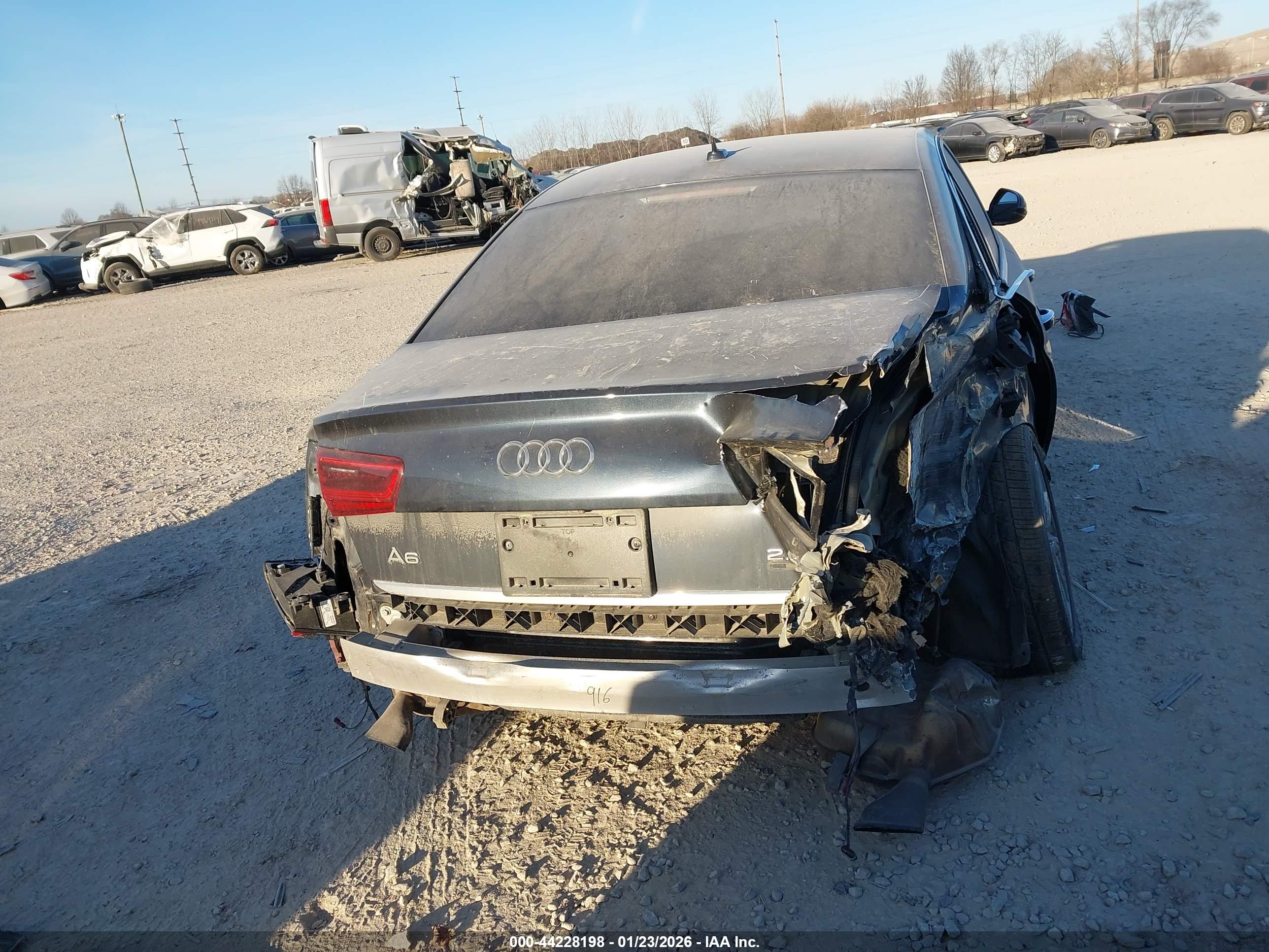 AUDI A6 image 6