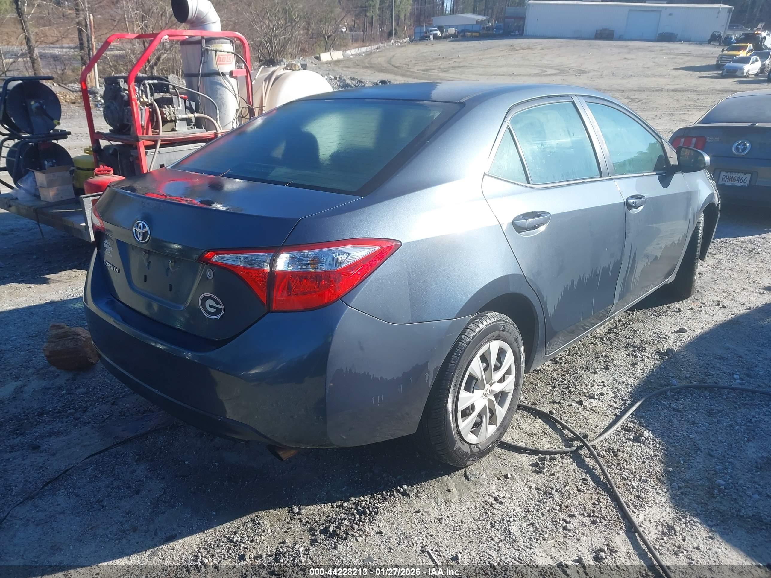 TOYOTA COROLLA image 4