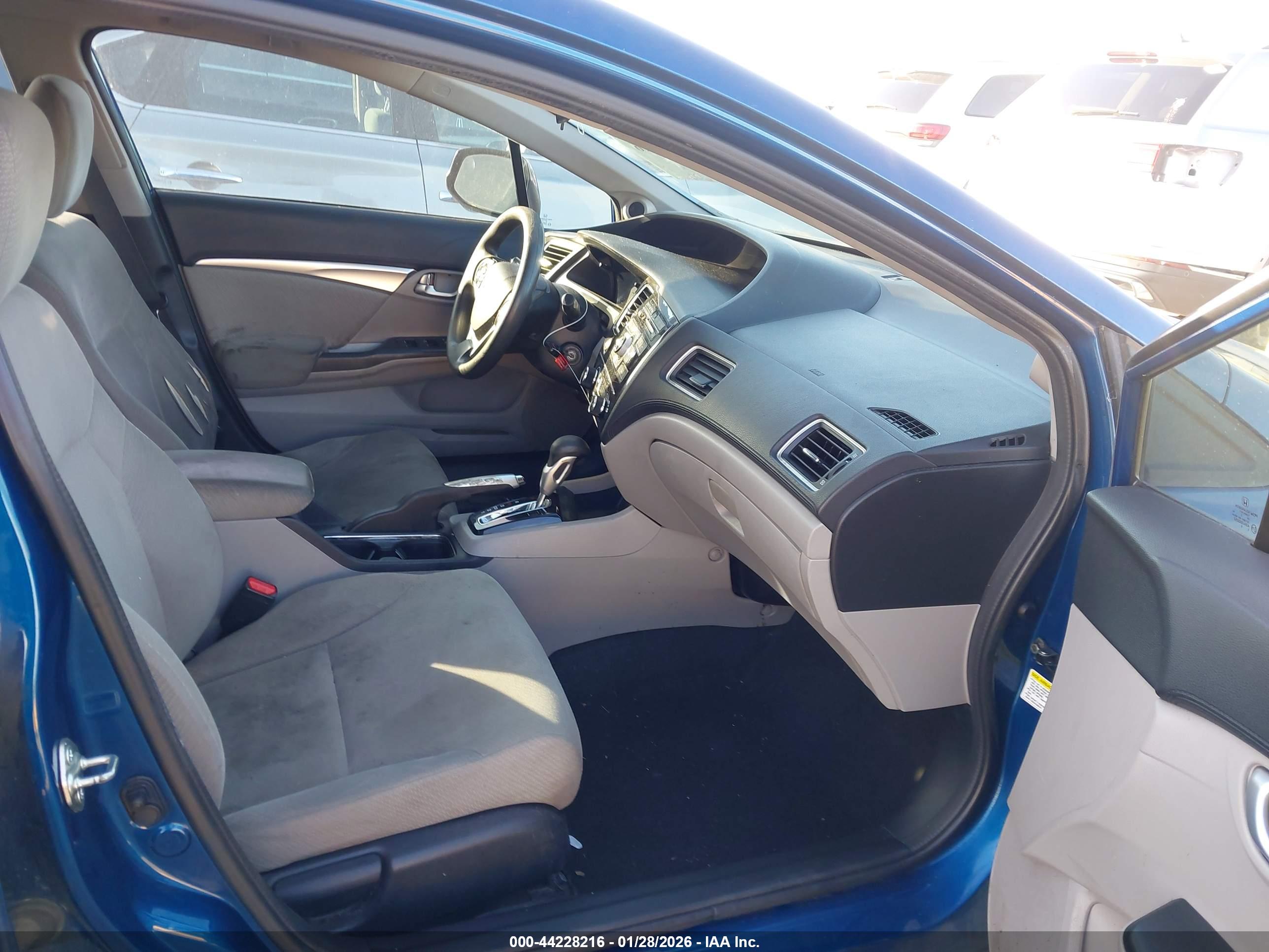 HONDA CIVIC image 5