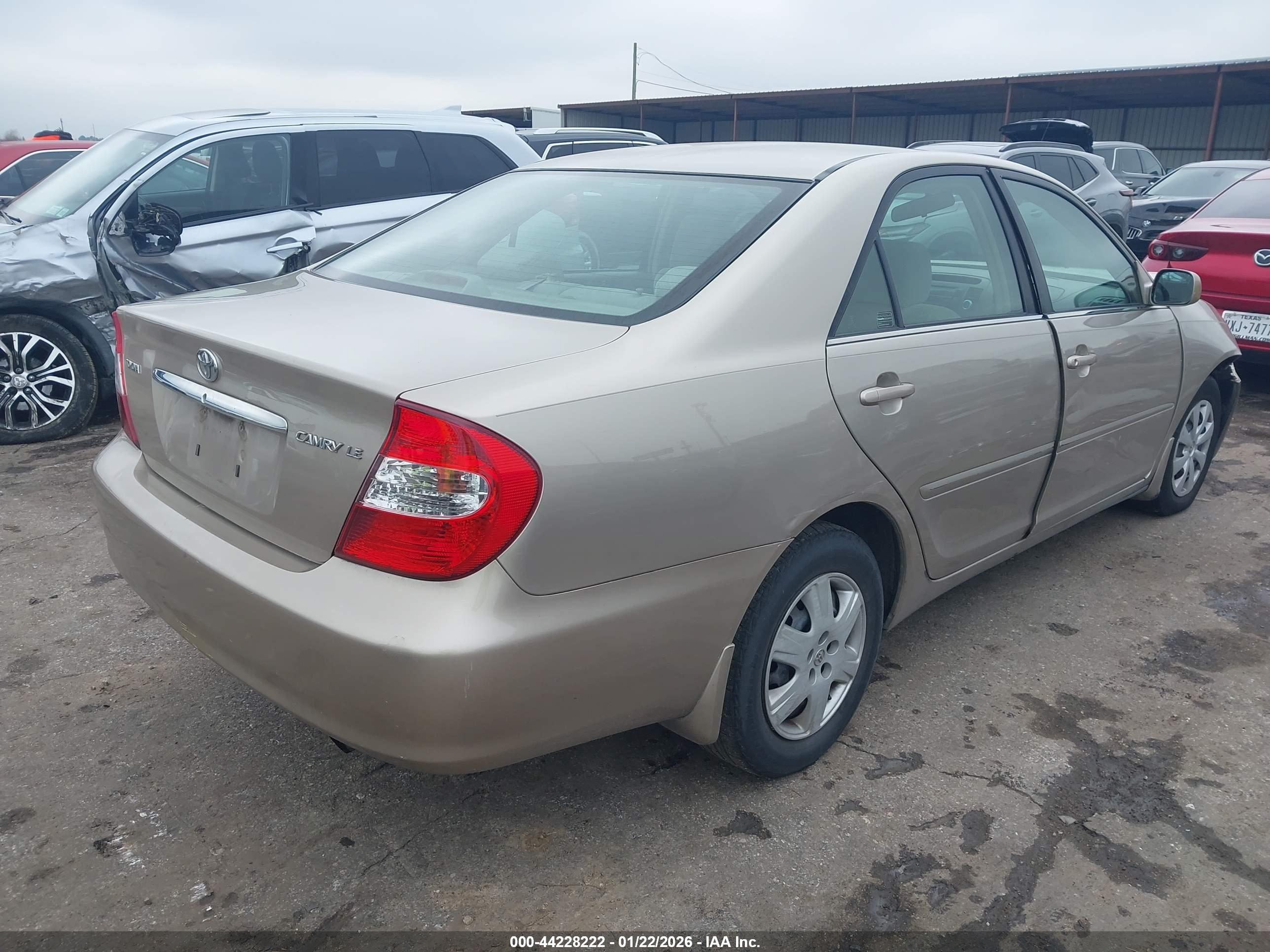TOYOTA CAMRY image 4