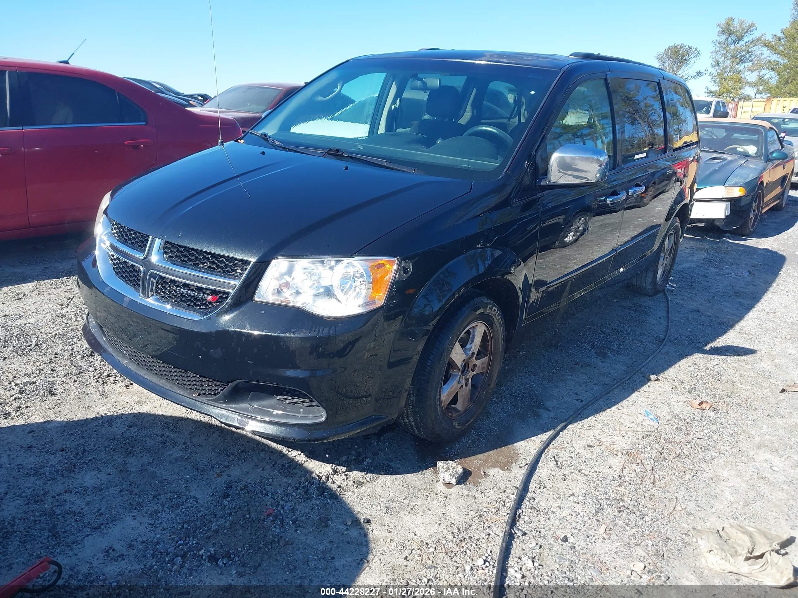 DODGE GRAND image 2