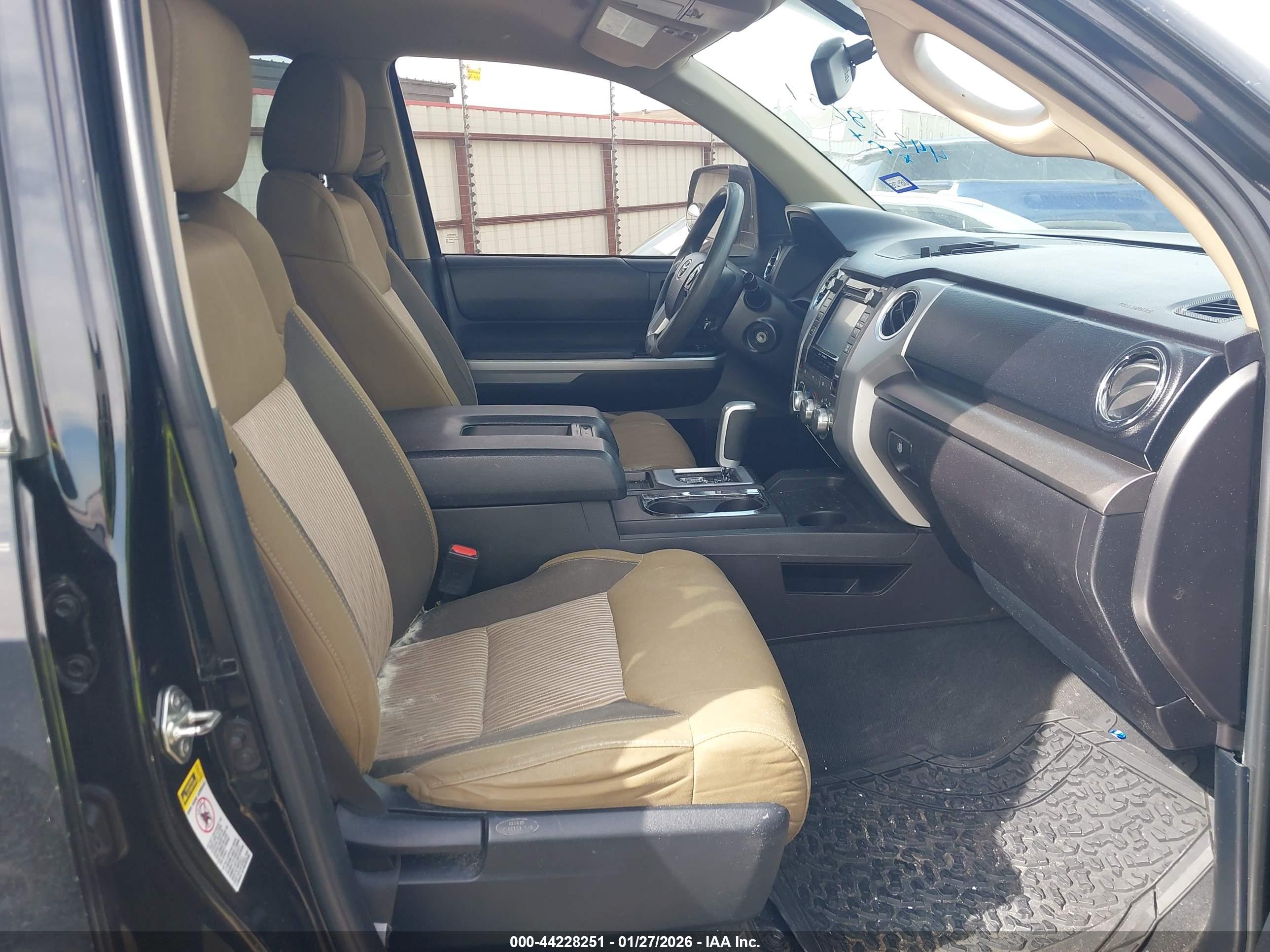 TOYOTA TUNDRA image 5