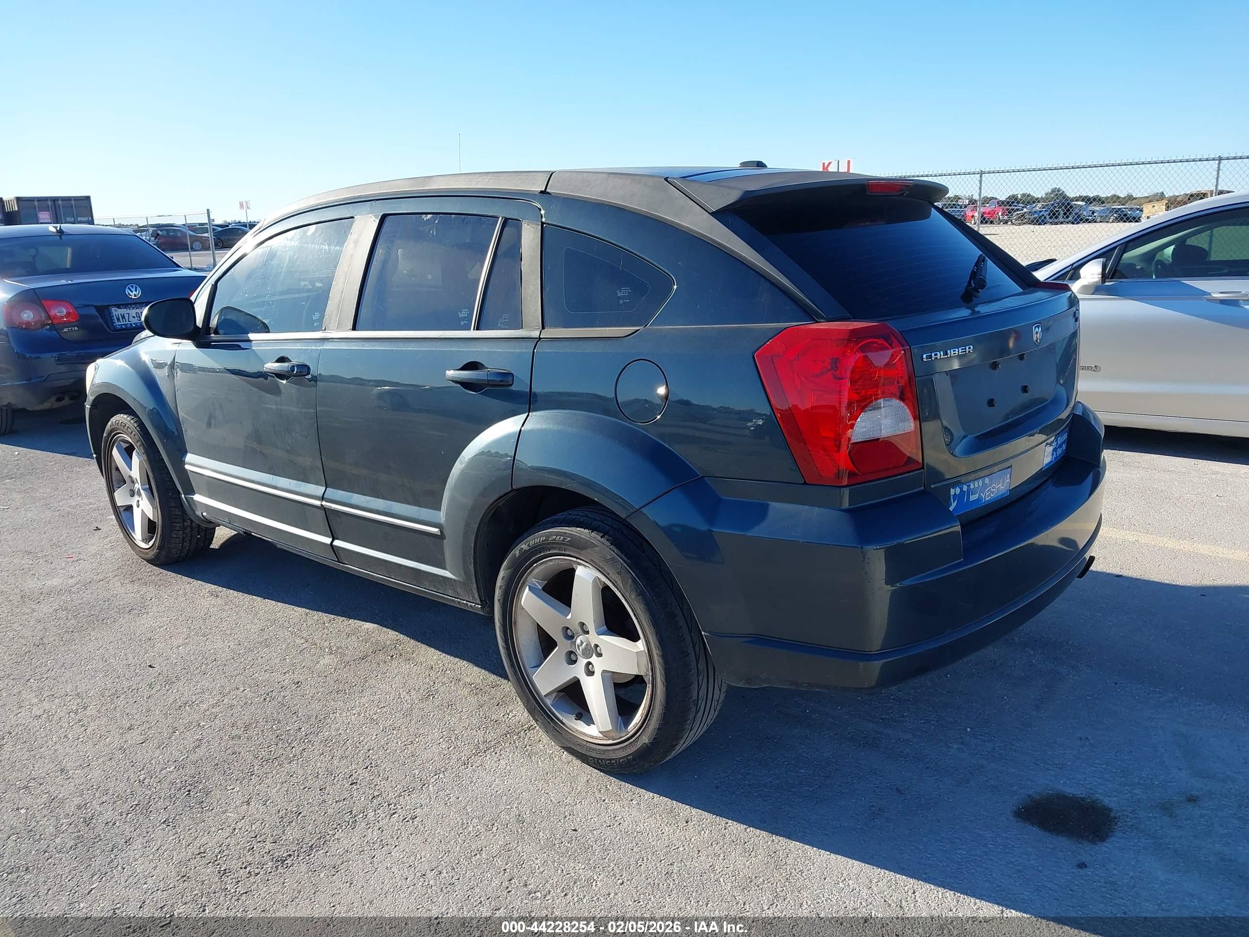 DODGE CALIBER image 3