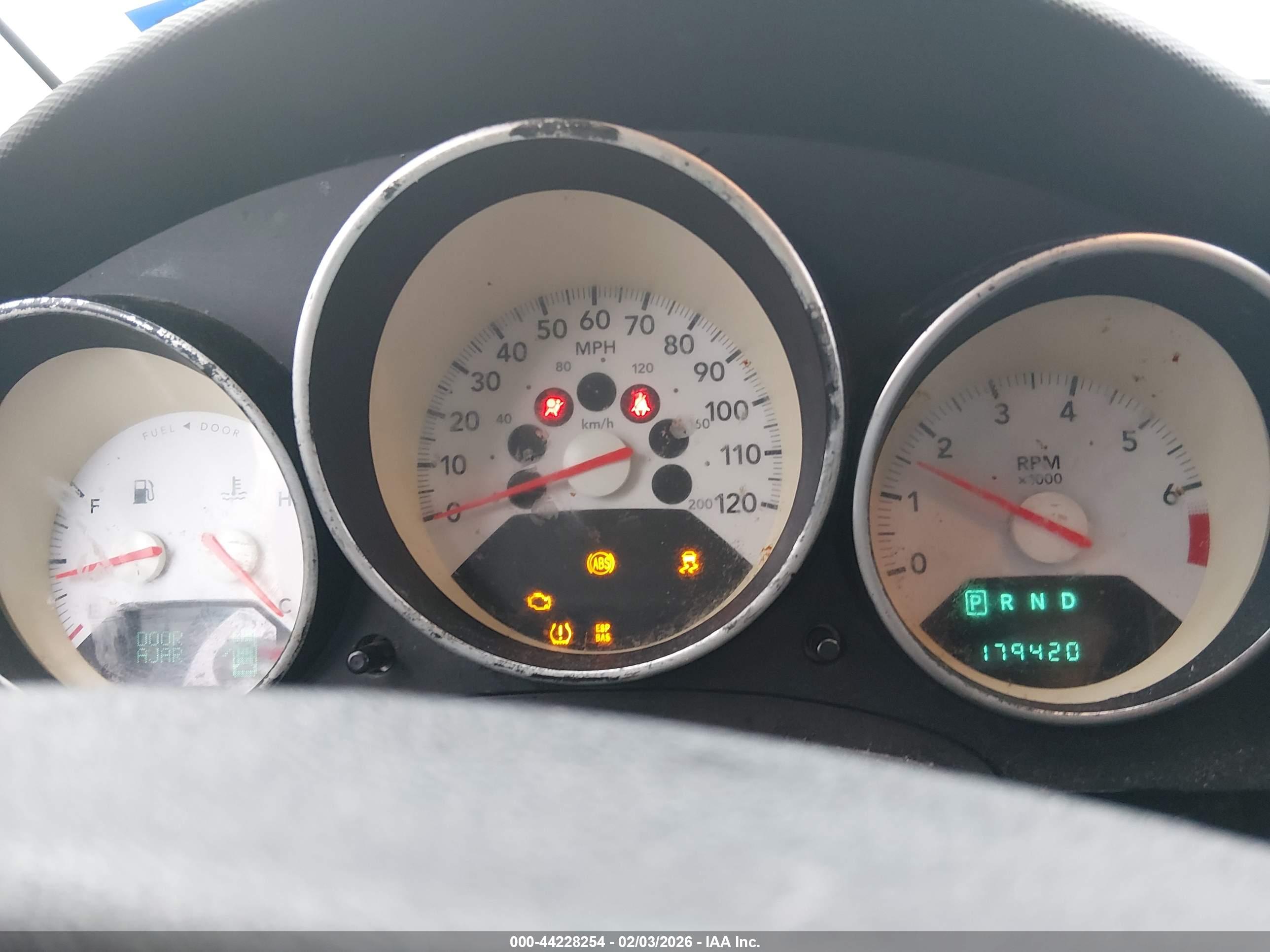 DODGE CALIBER image 7