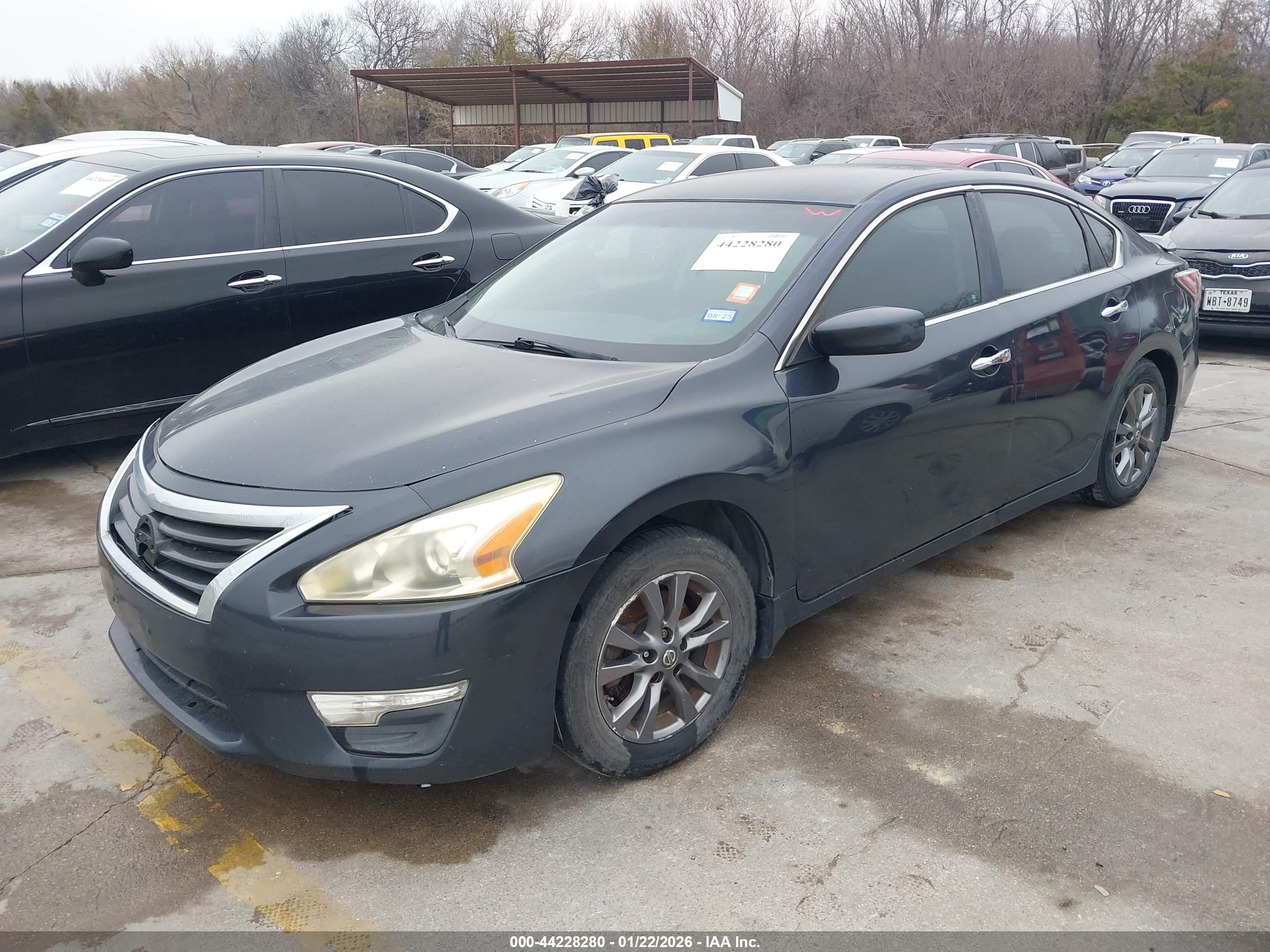 NISSAN ALTIMA image 2