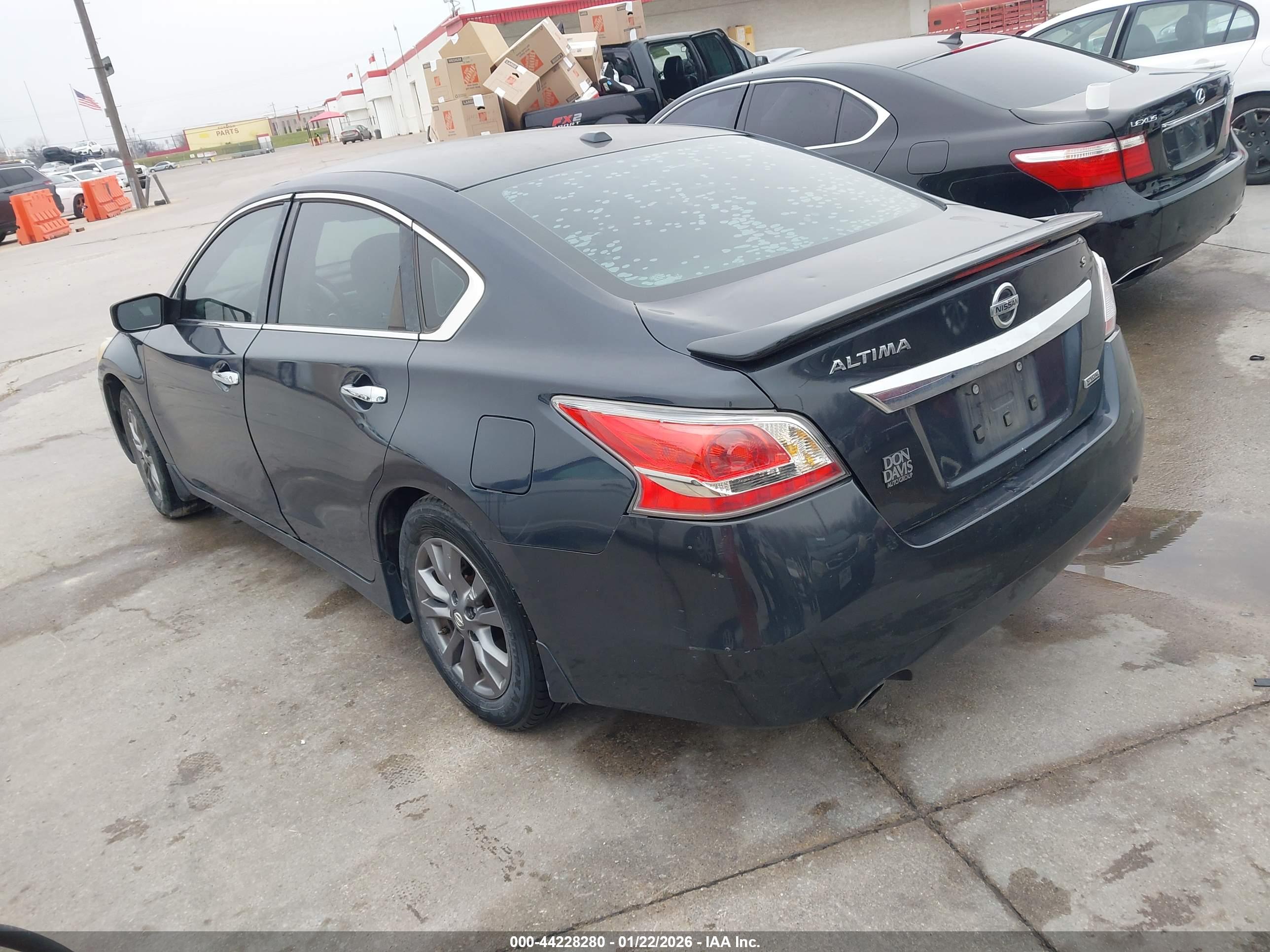 NISSAN ALTIMA image 3
