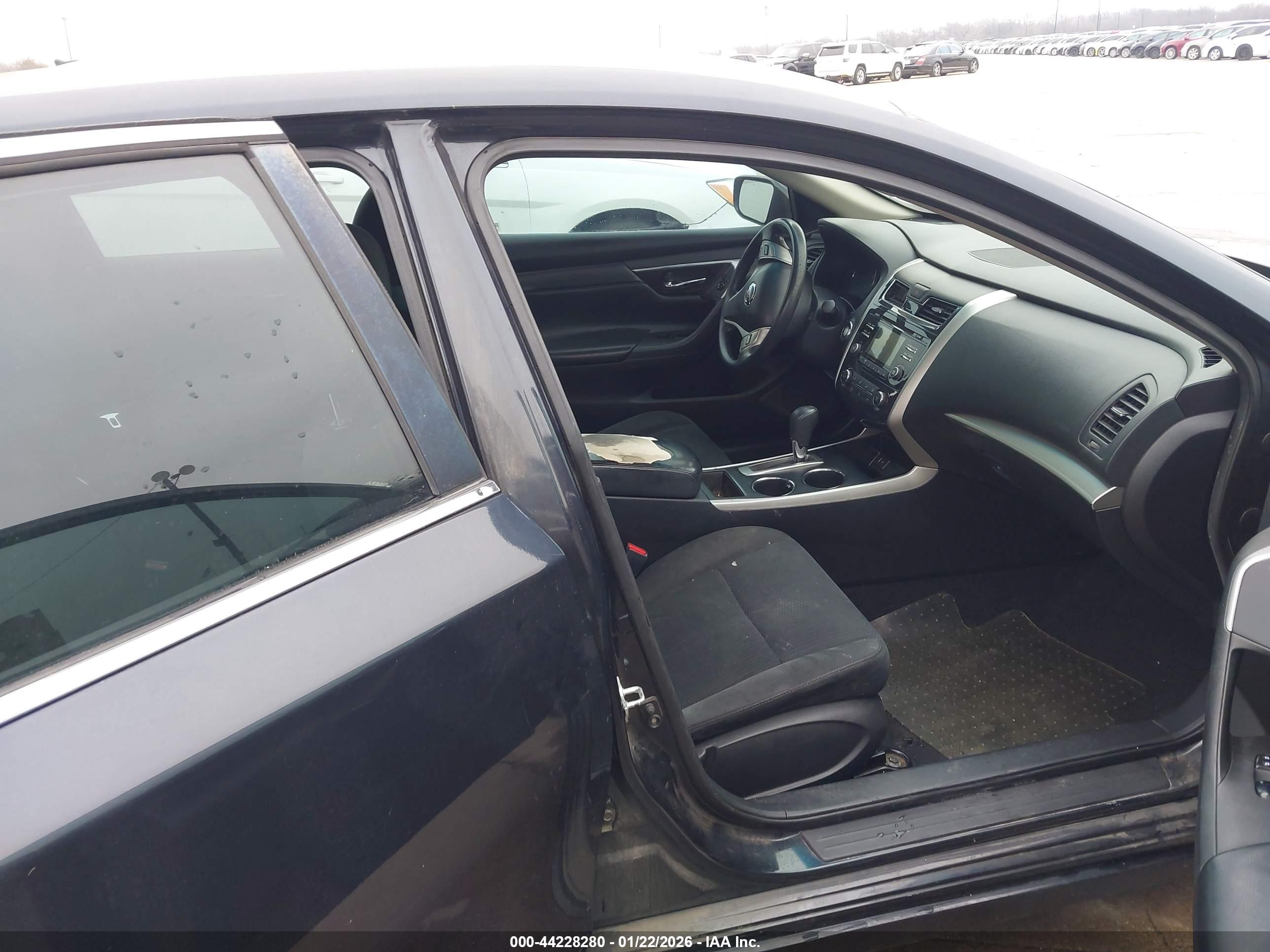 NISSAN ALTIMA image 5