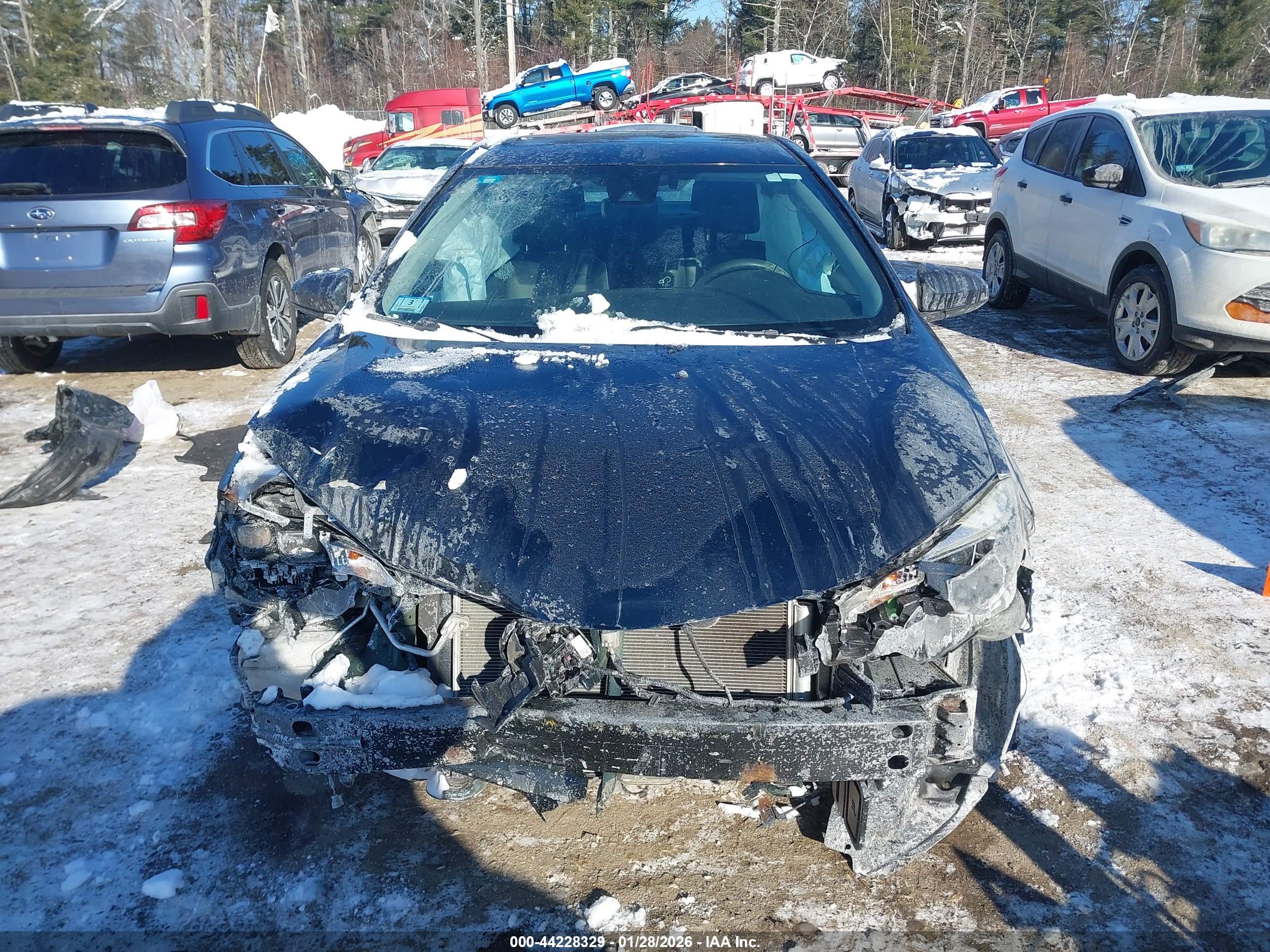 TOYOTA COROLLA image 6