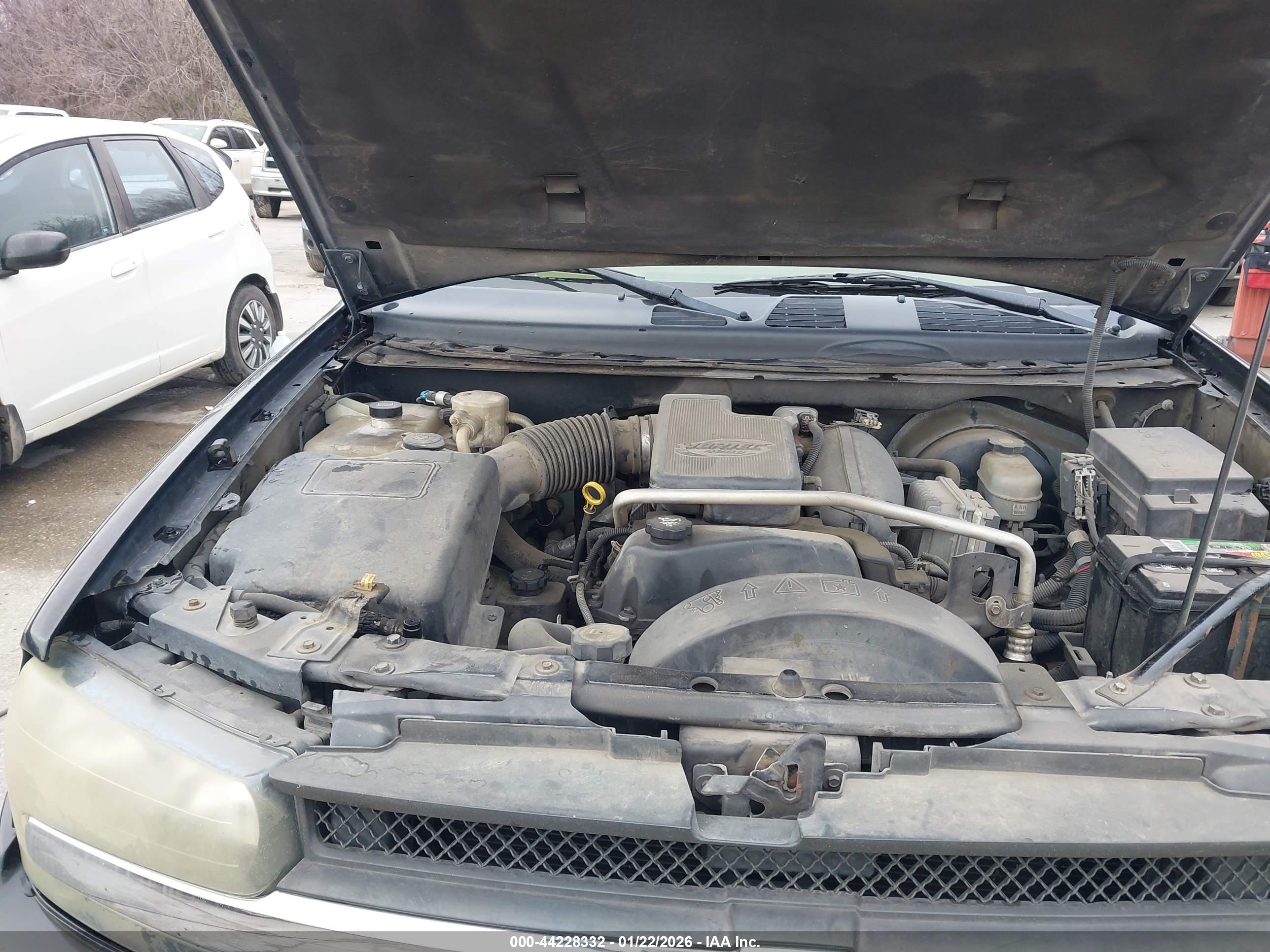 CHEVROLET TRAILBLAZER image 10