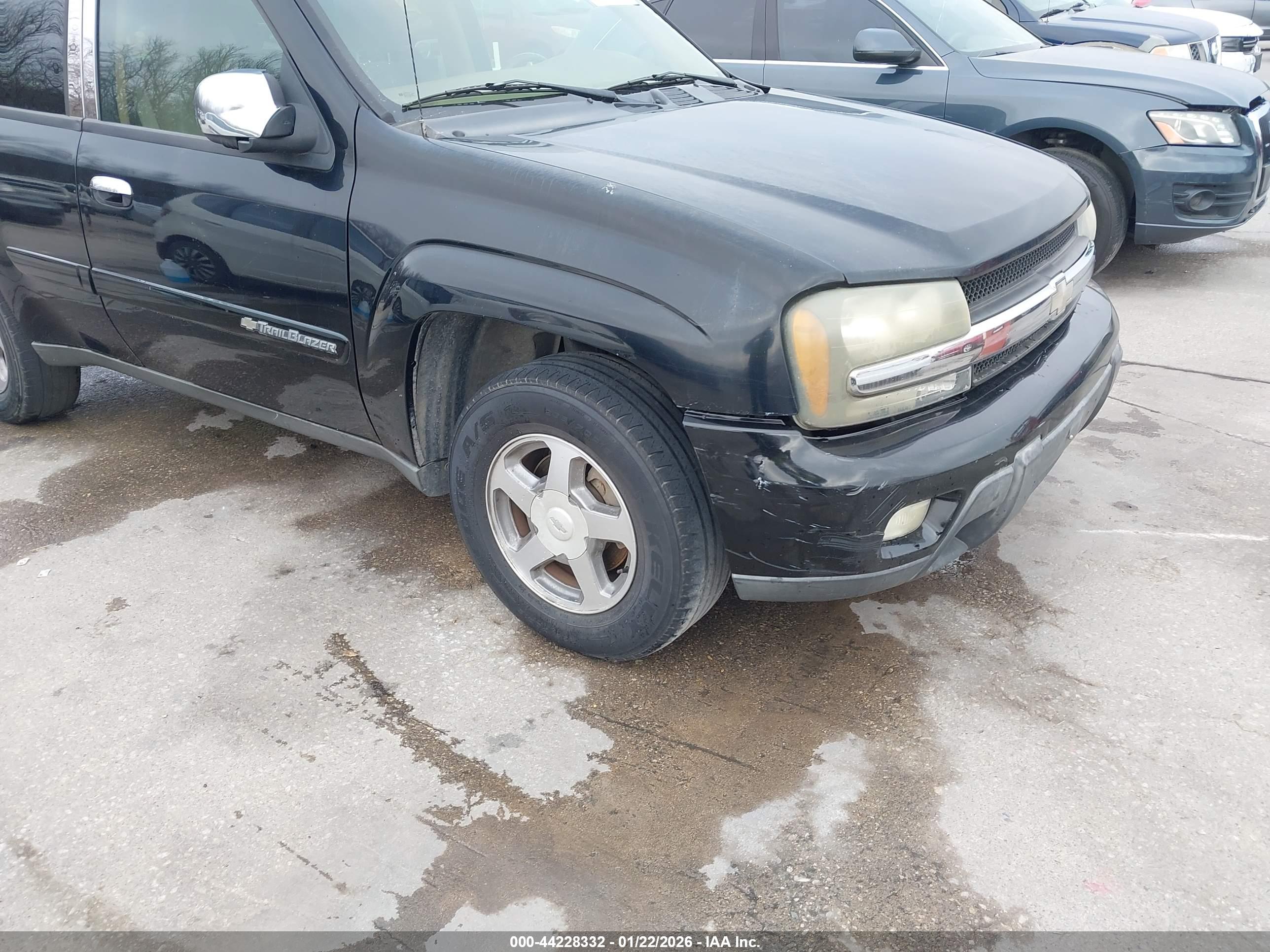 CHEVROLET TRAILBLAZER image 6