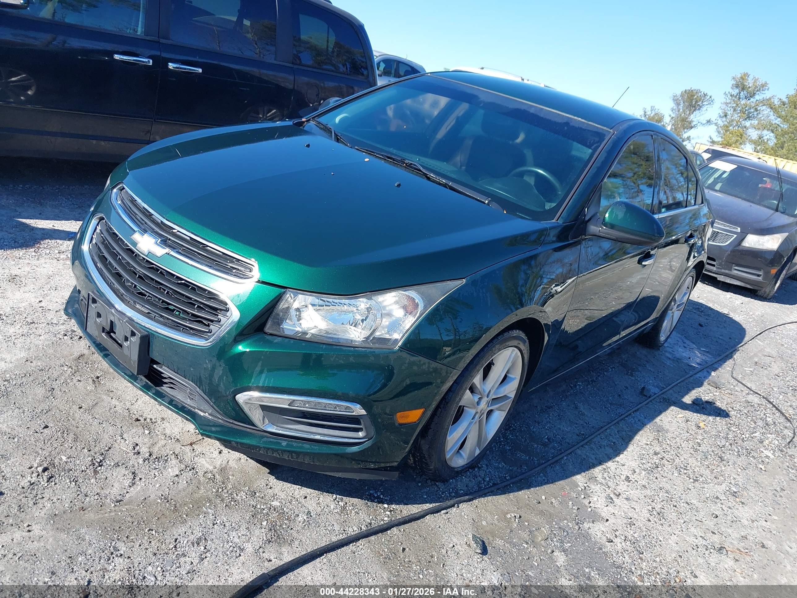 CHEVROLET CRUZE image 2
