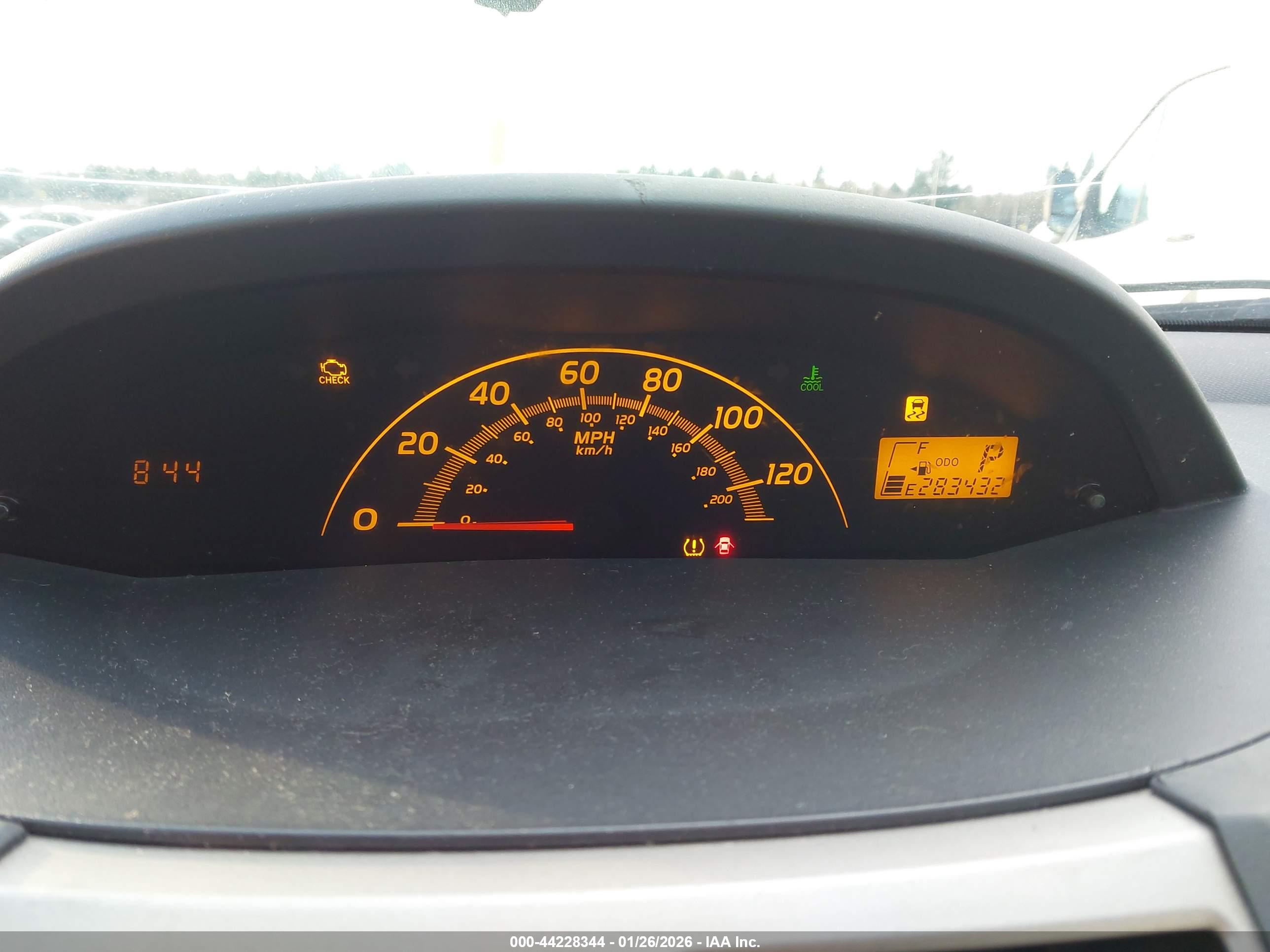 TOYOTA YARIS image 7