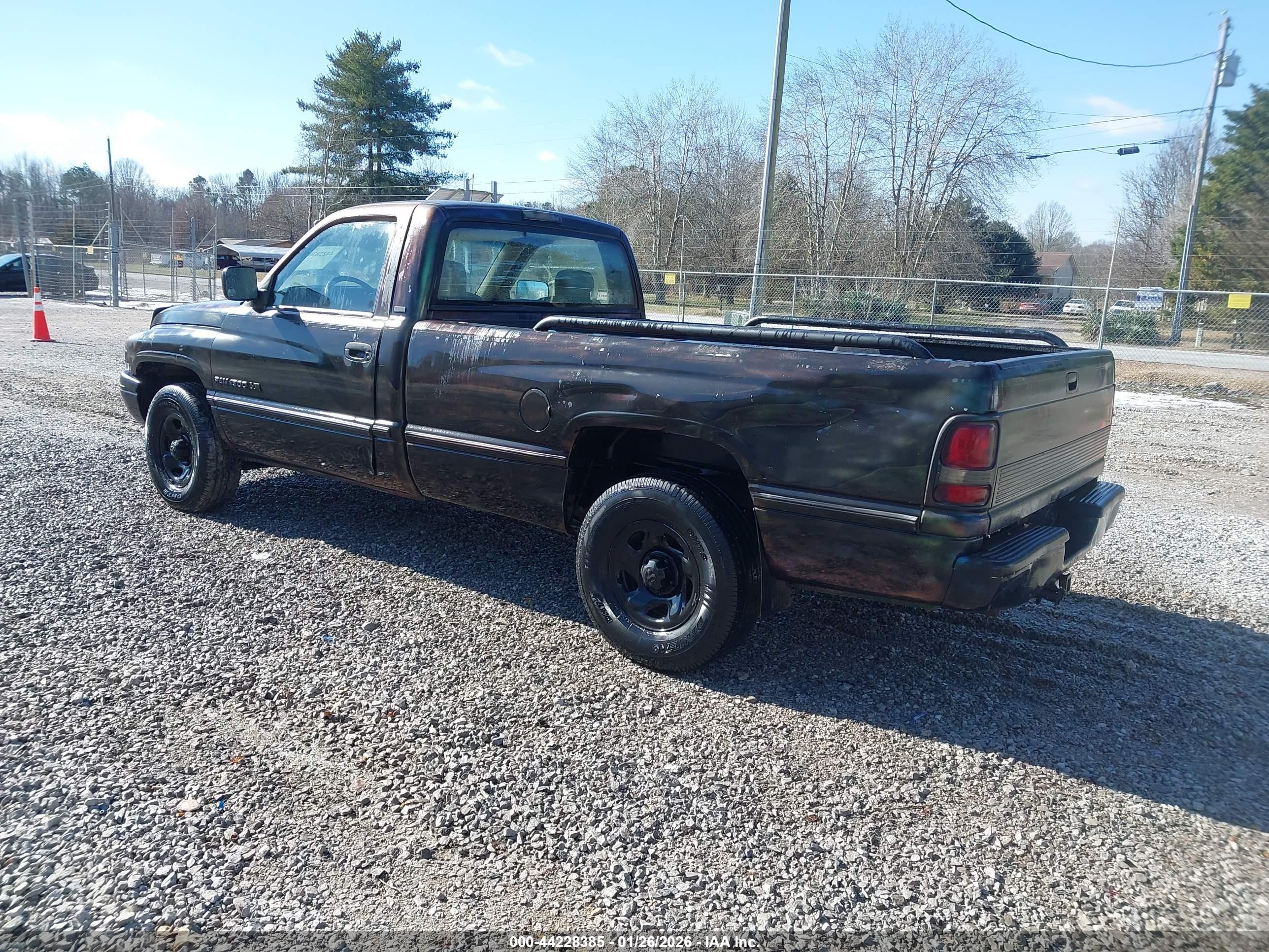 DODGE RAM image 3
