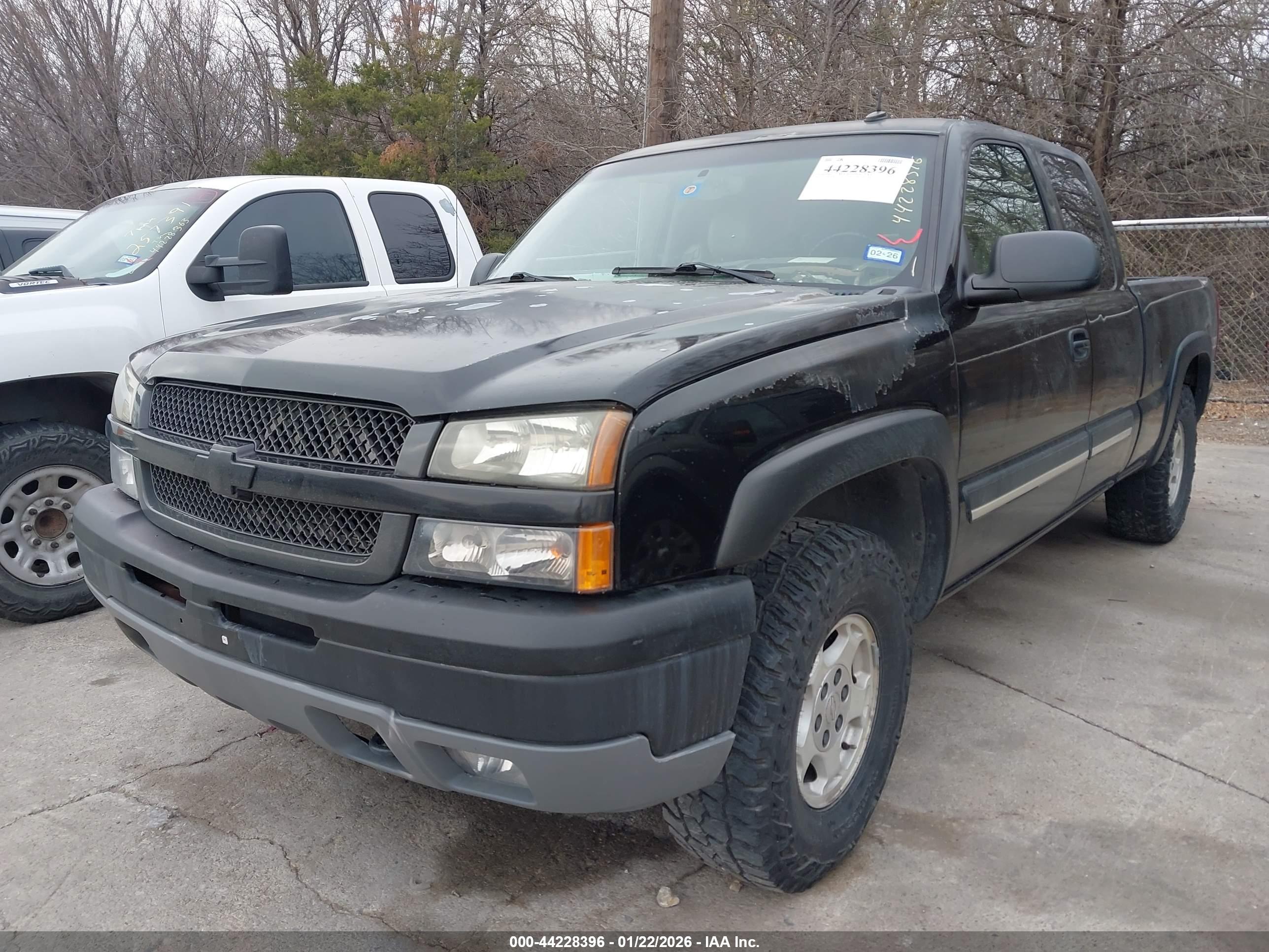 CHEVROLET SILVERADO image 2