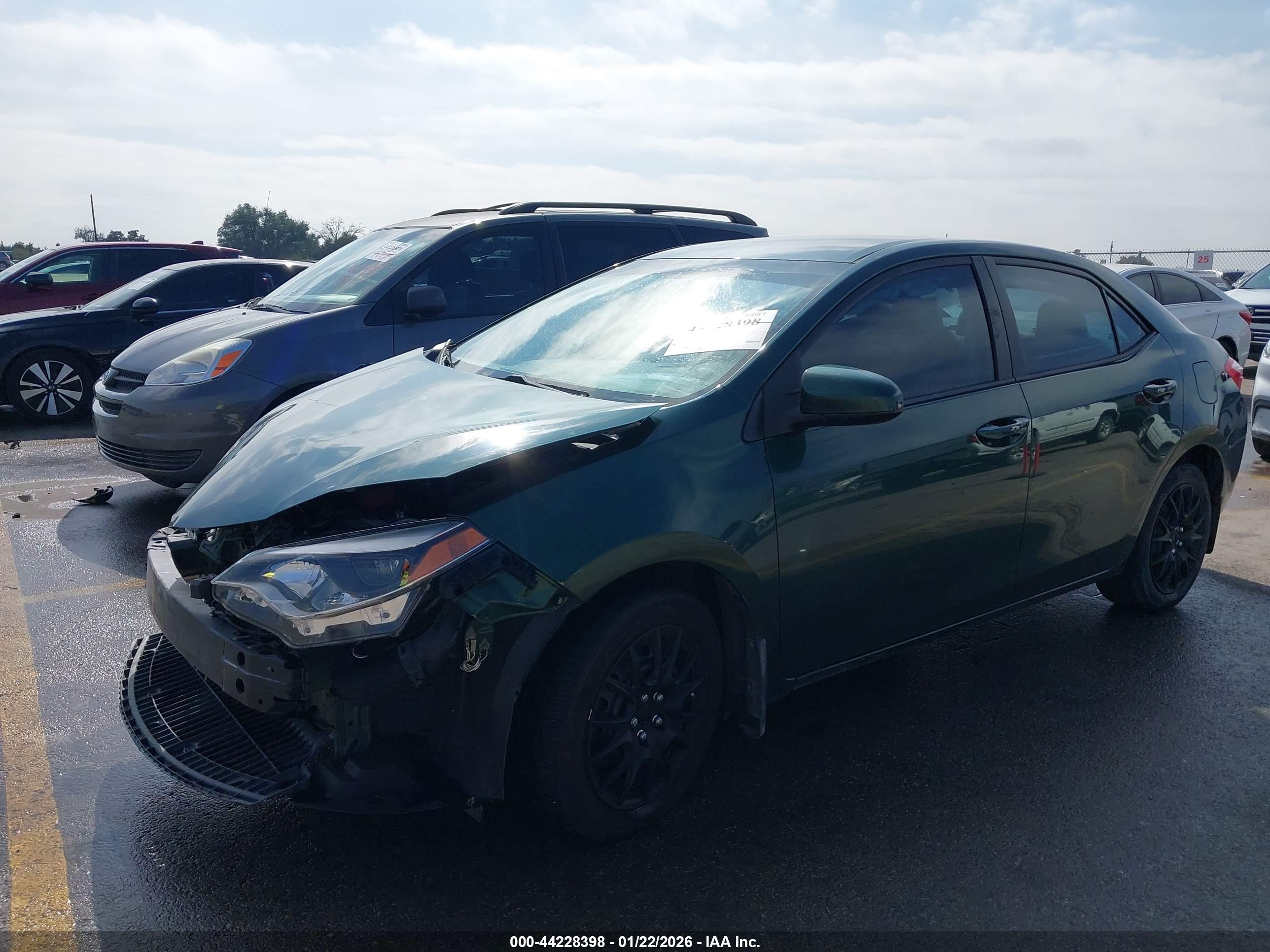 TOYOTA COROLLA image 2