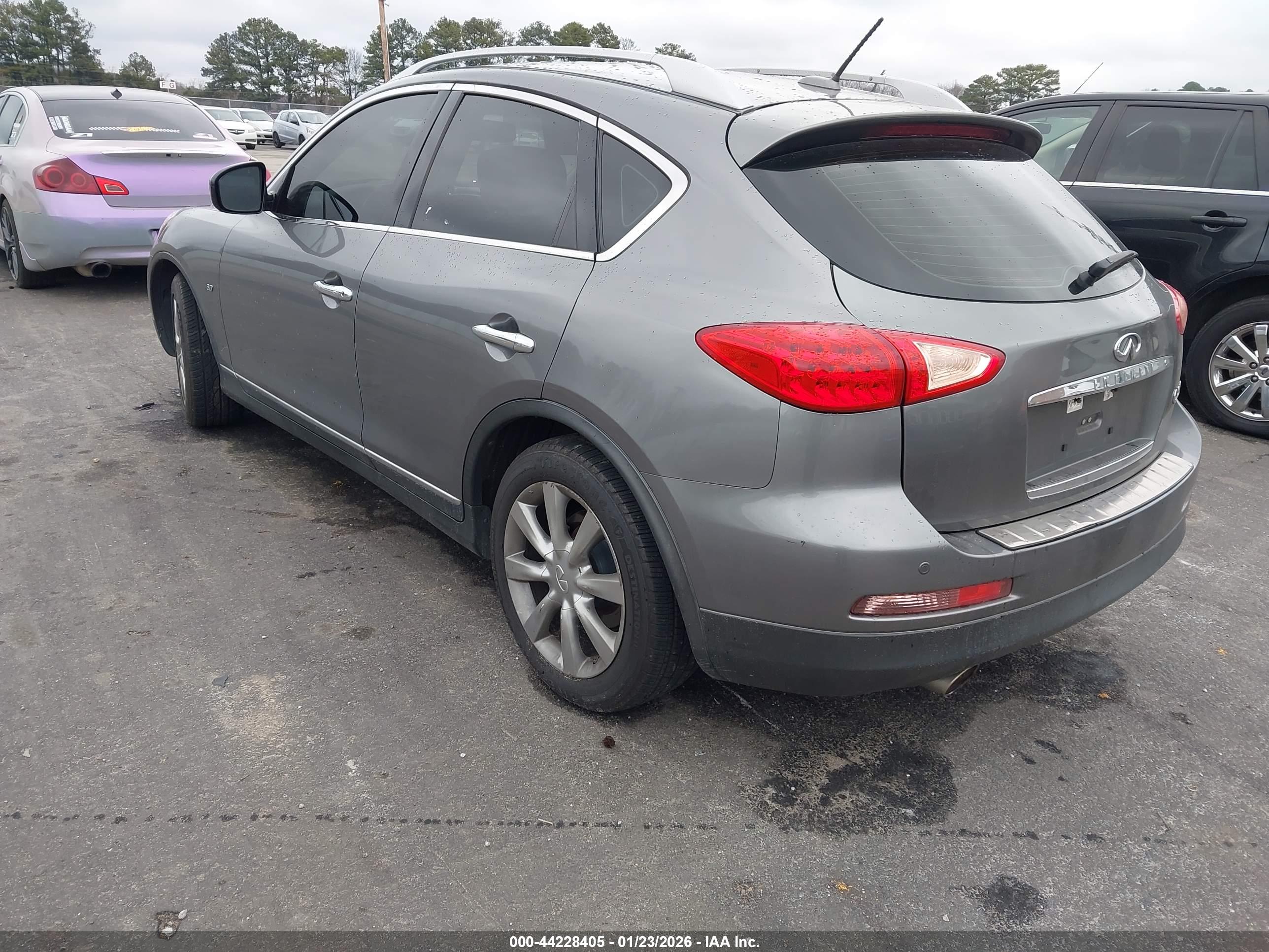 INFINITI QX50 image 3
