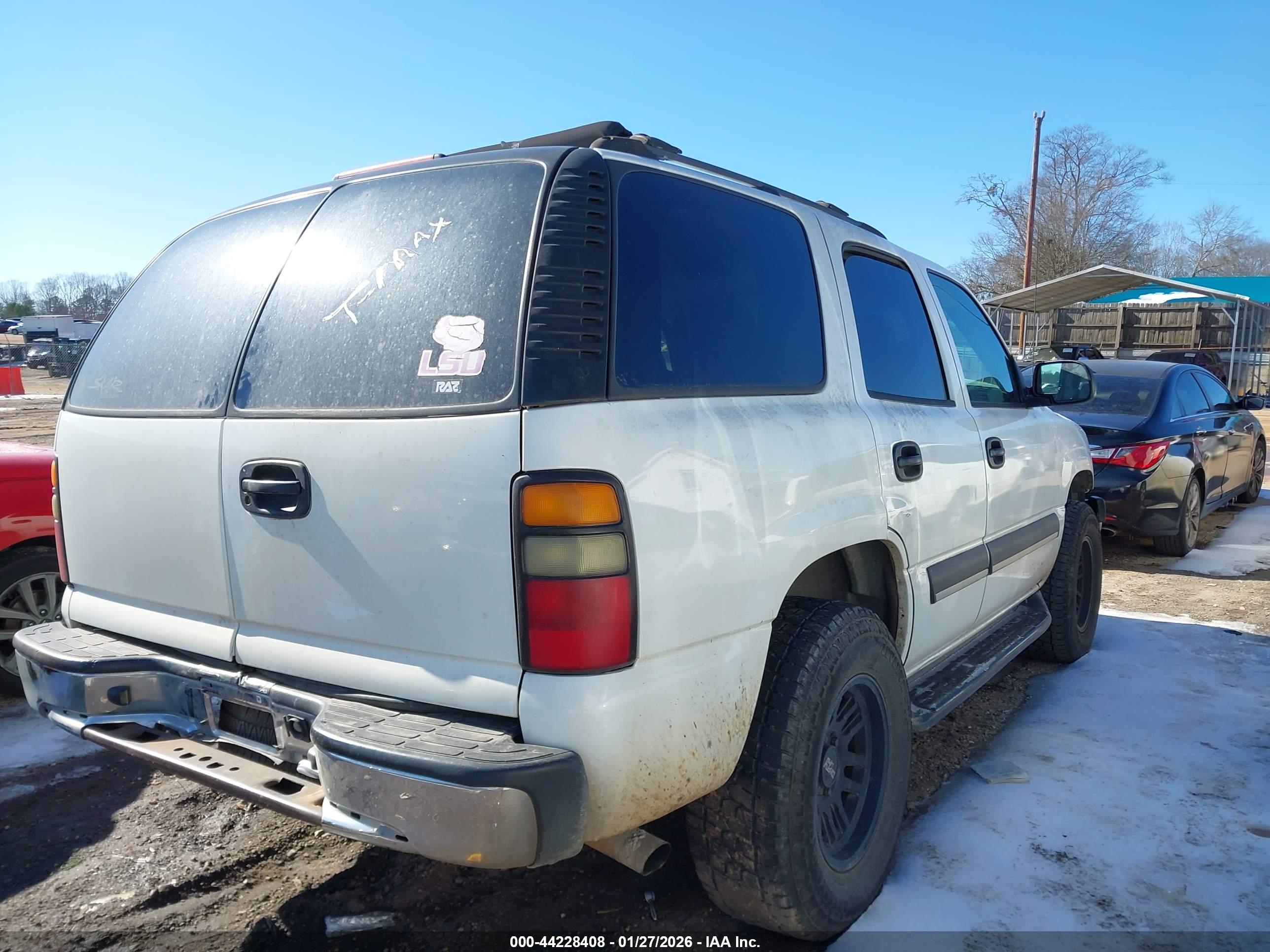 CHEVROLET TAHOE image 4