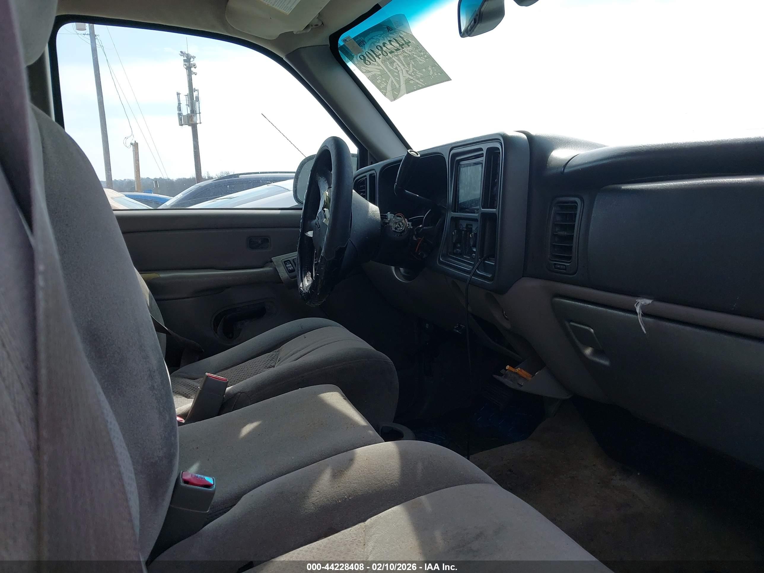 CHEVROLET TAHOE image 5