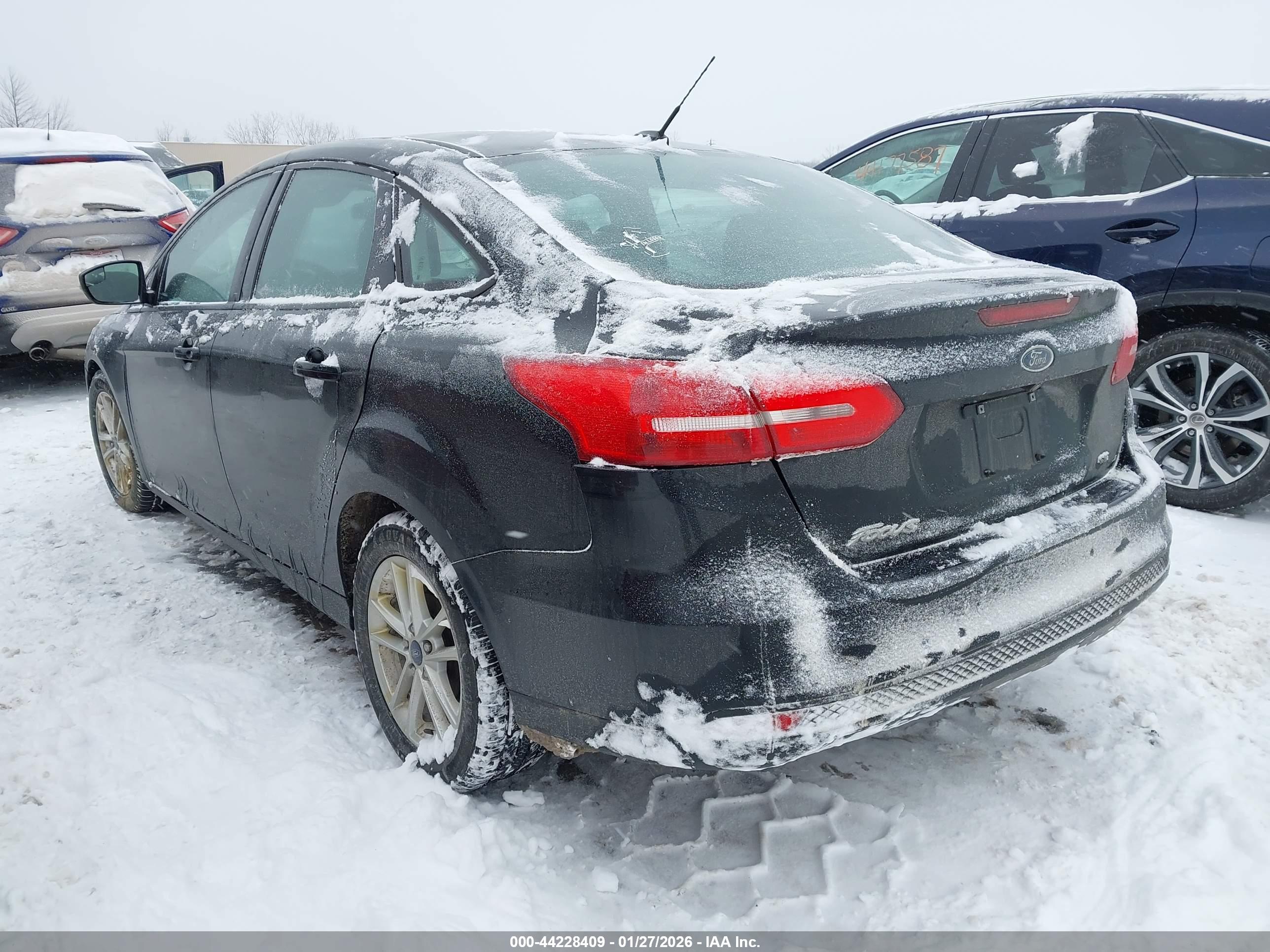 FORD FOCUS image 3