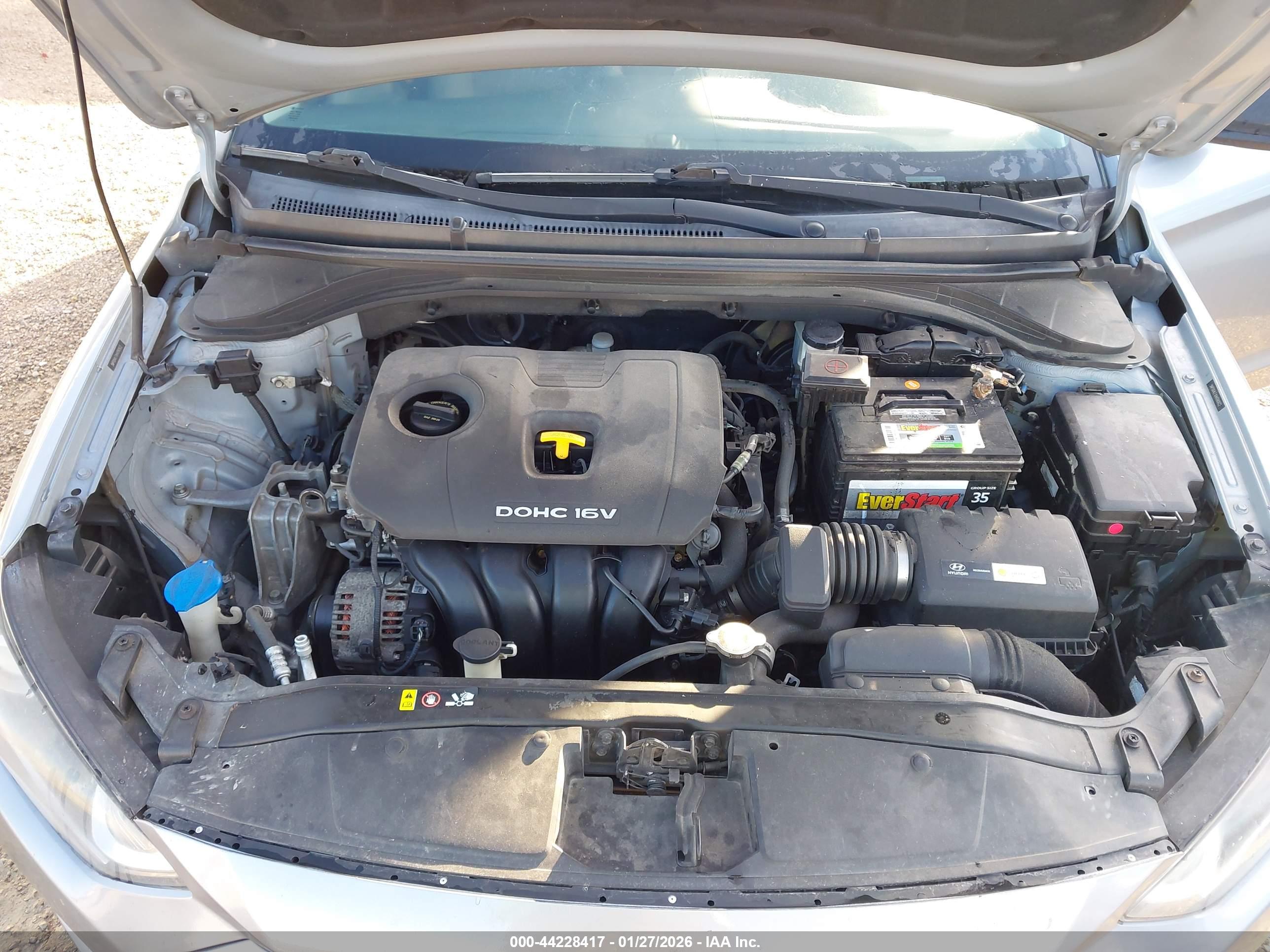 HYUNDAI ELANTRA image 10