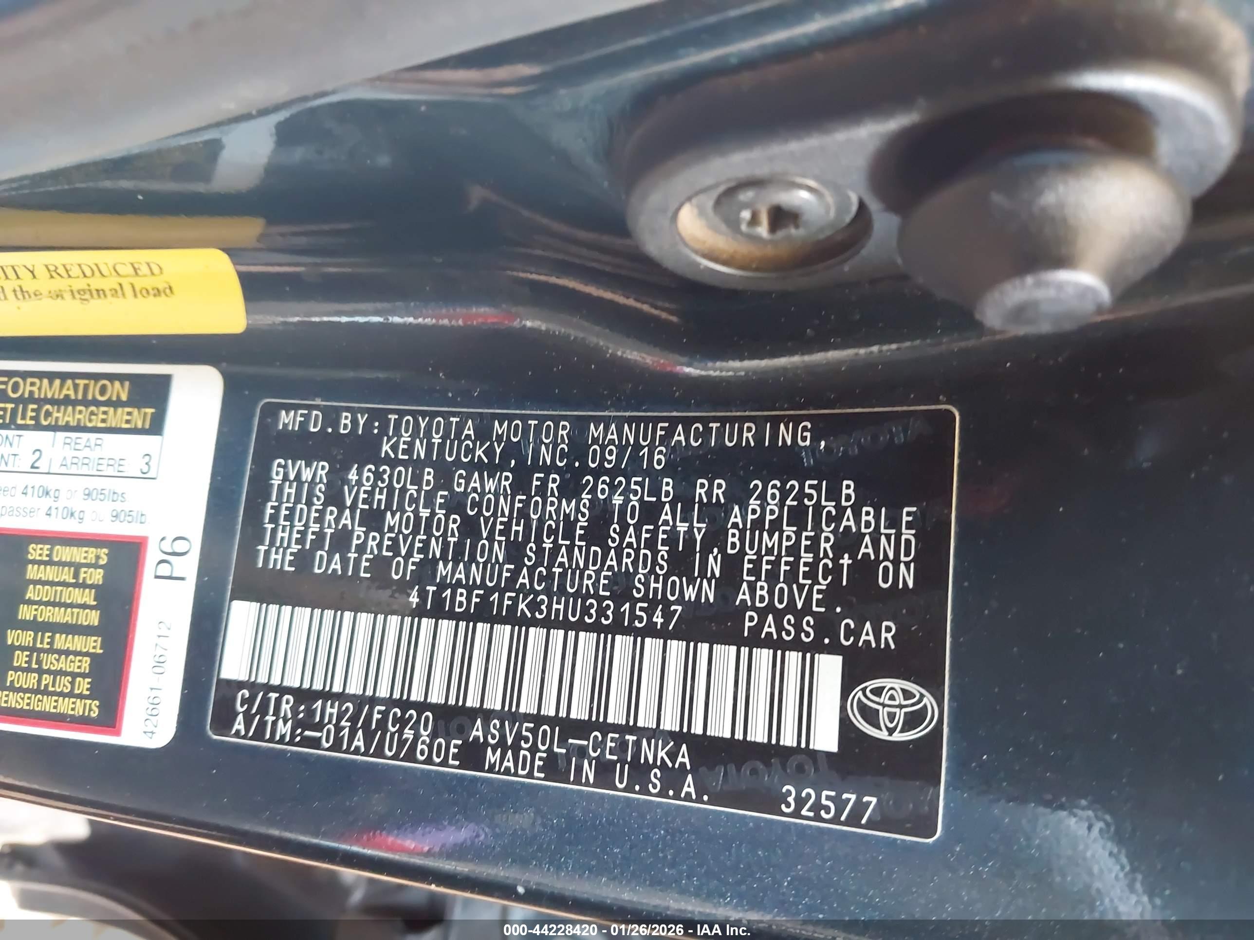 TOYOTA CAMRY image 9