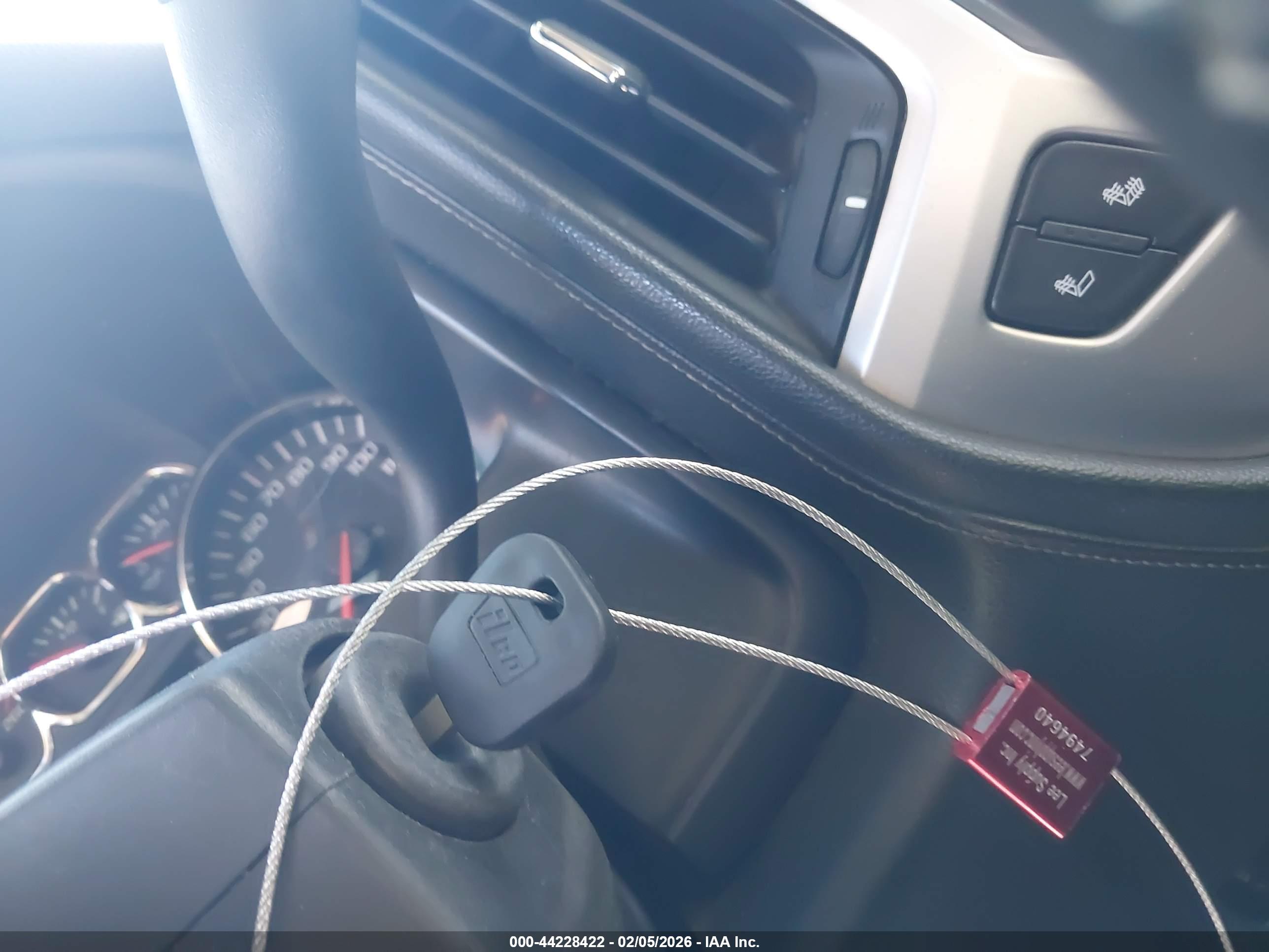 GMC SIERRA image 11