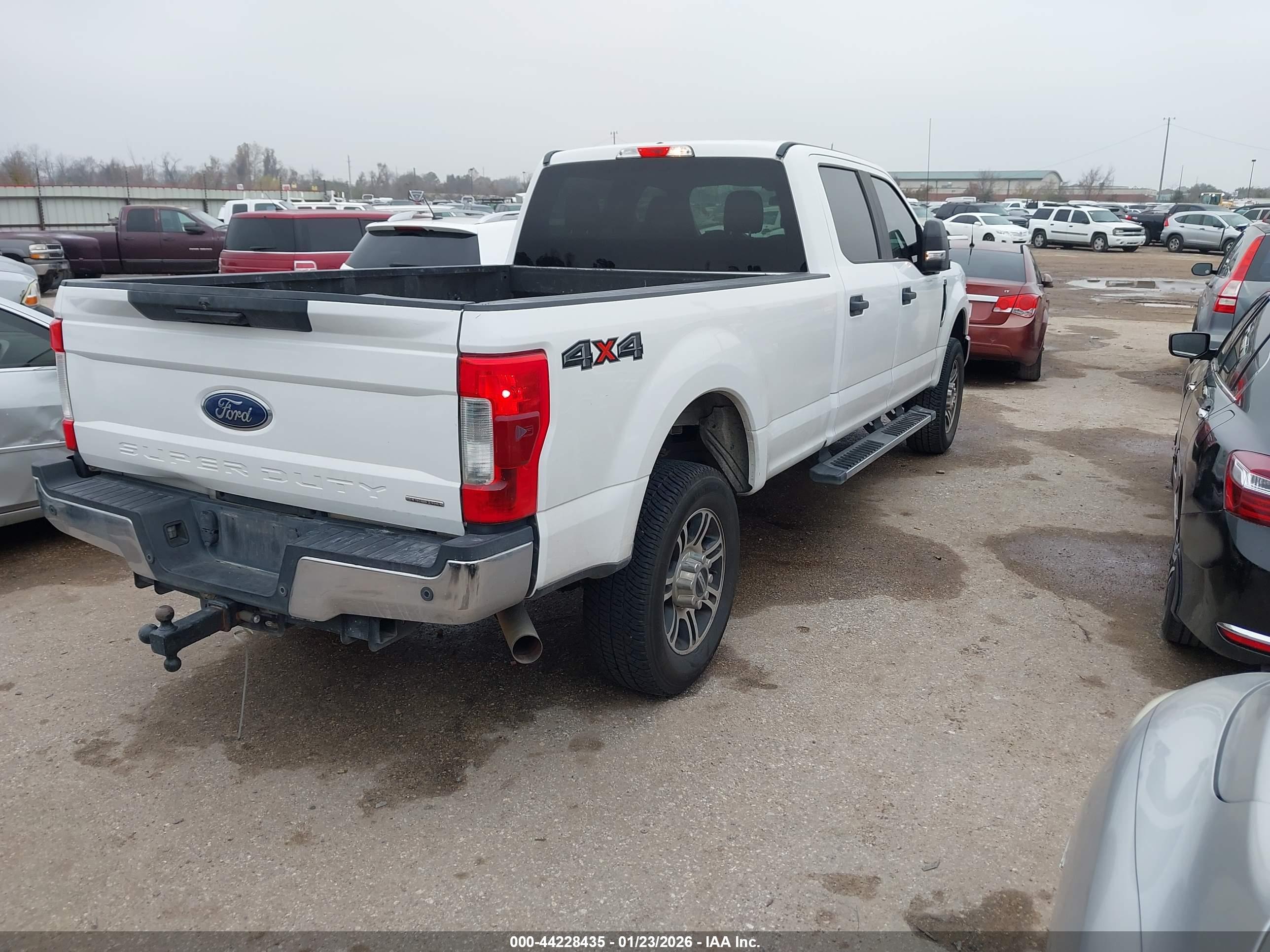 FORD F-250 image 4