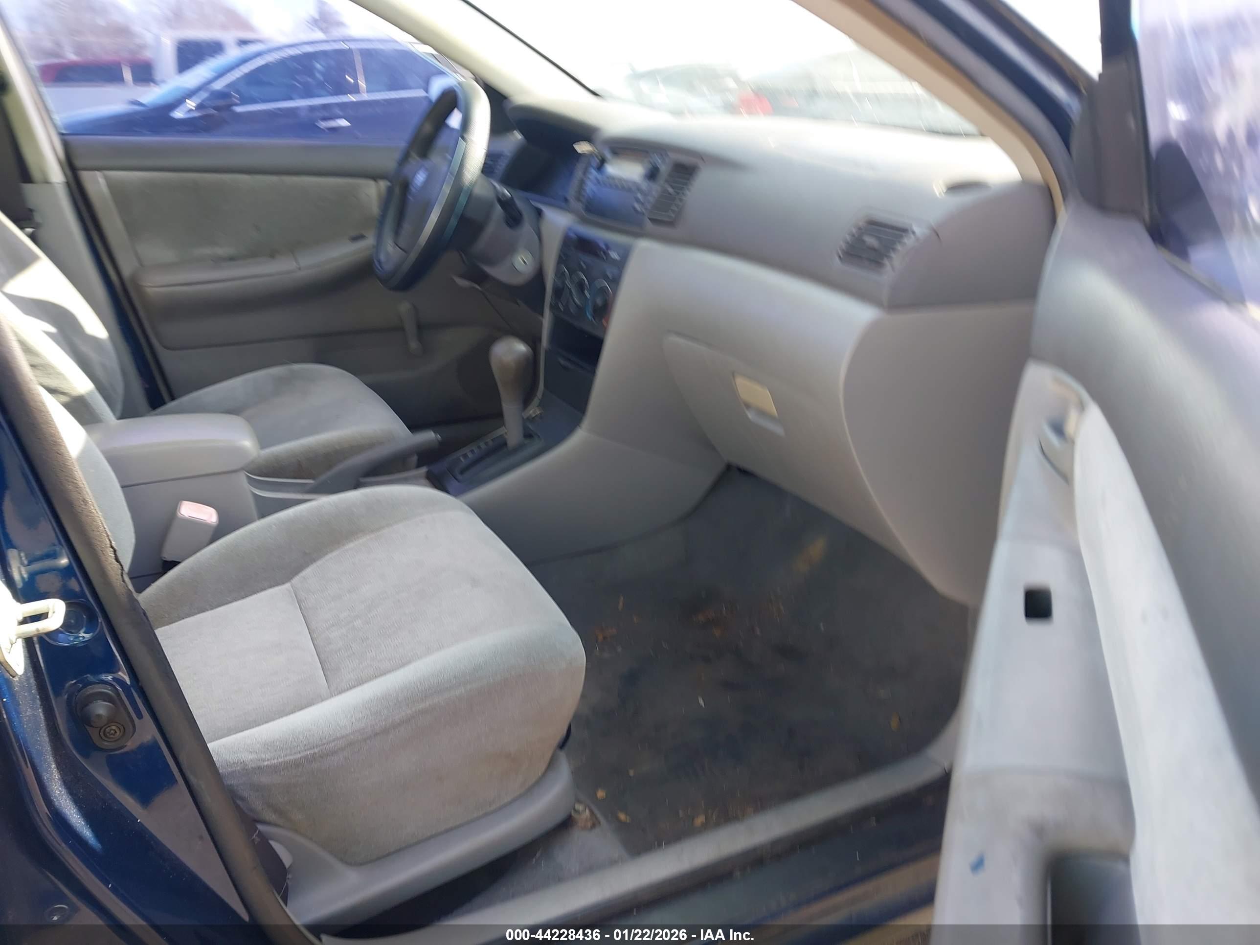 TOYOTA COROLLA image 5