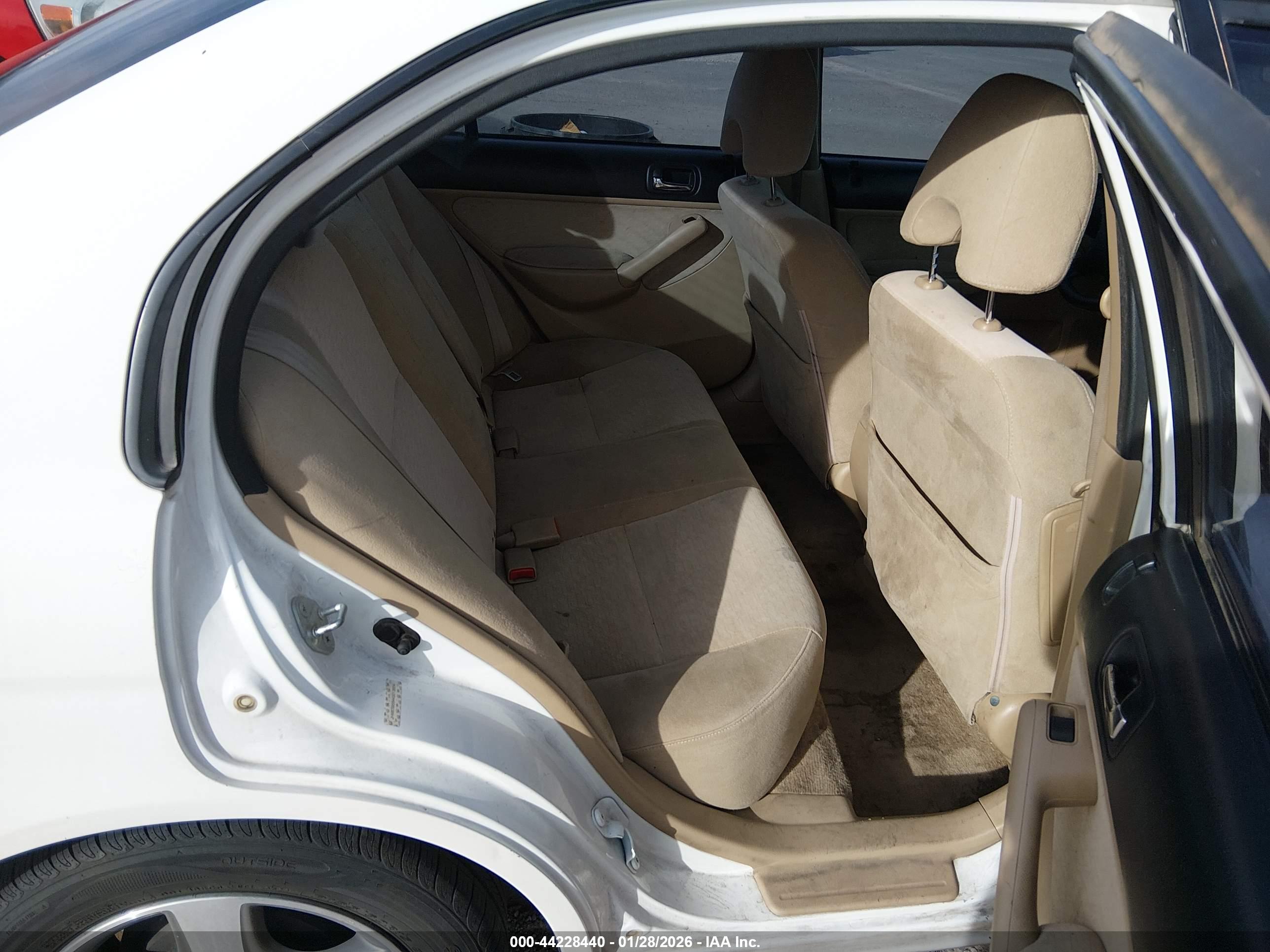 HONDA CIVIC image 8